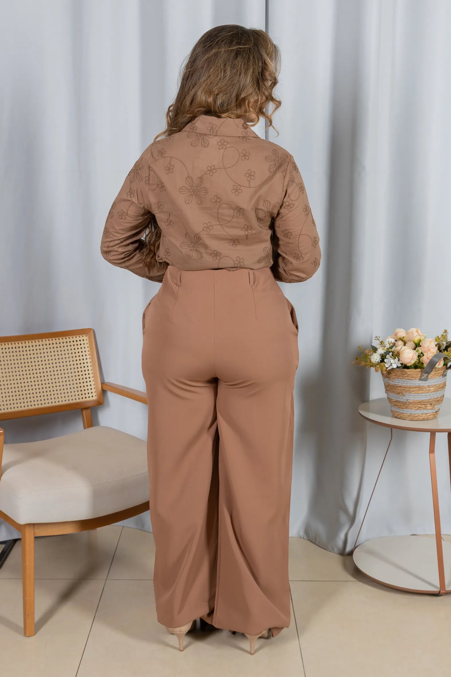 Camisa Manga Longa em Laise Serena Marrom
