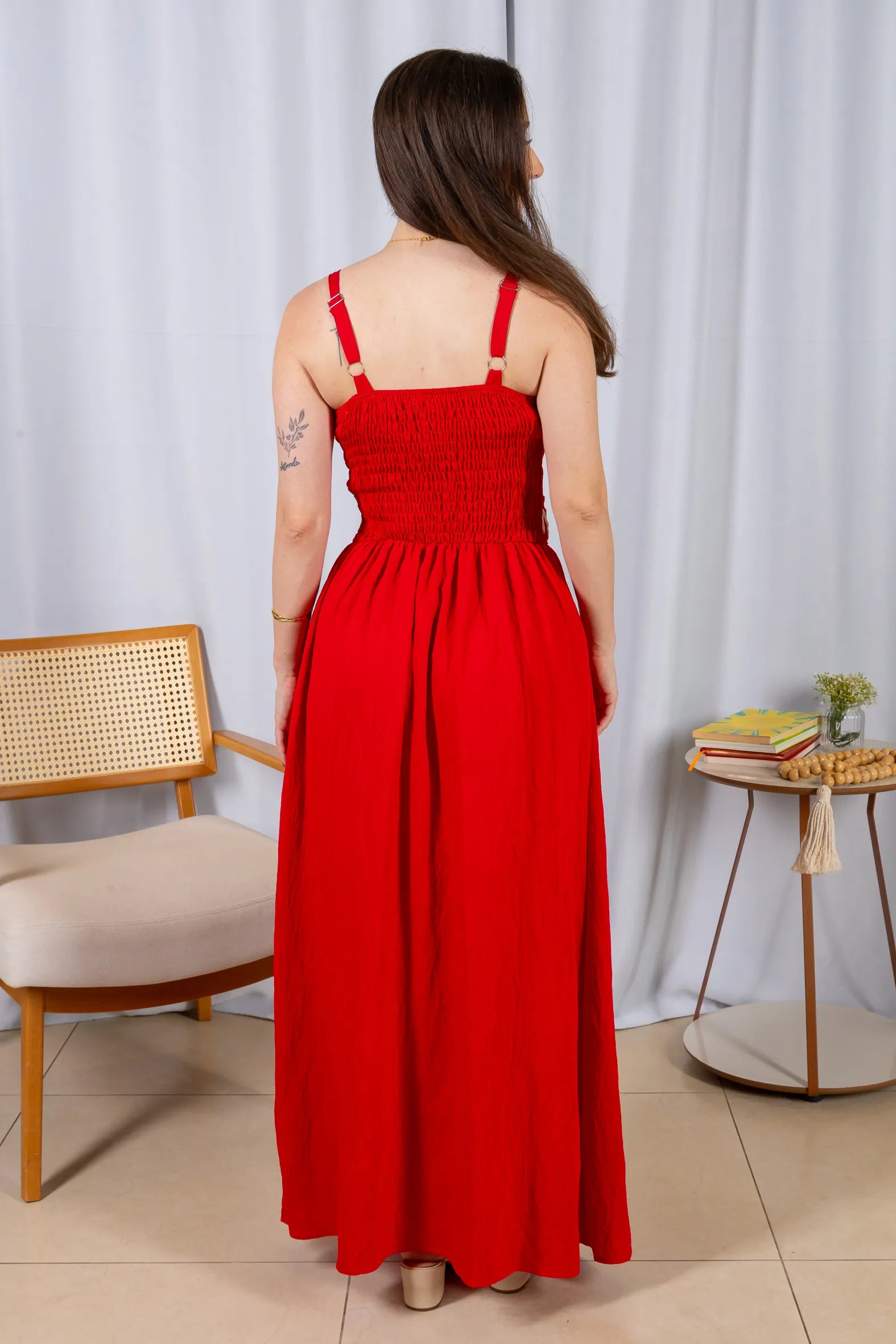 Vestido Midi Alças Detalhe Bordado Crepe Brise Lorena Vermelho