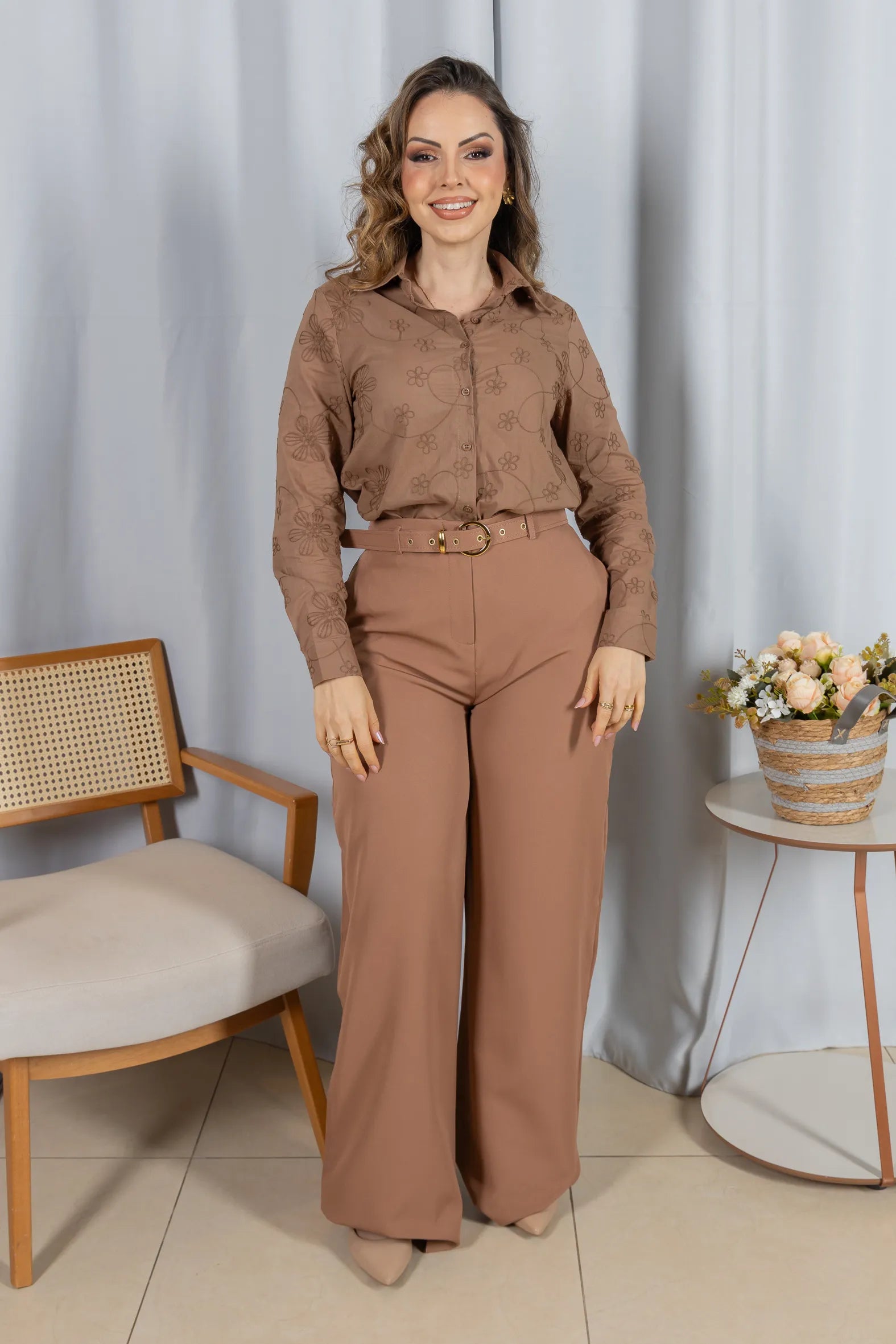 Camisa Manga Longa em Laise Serena Marrom