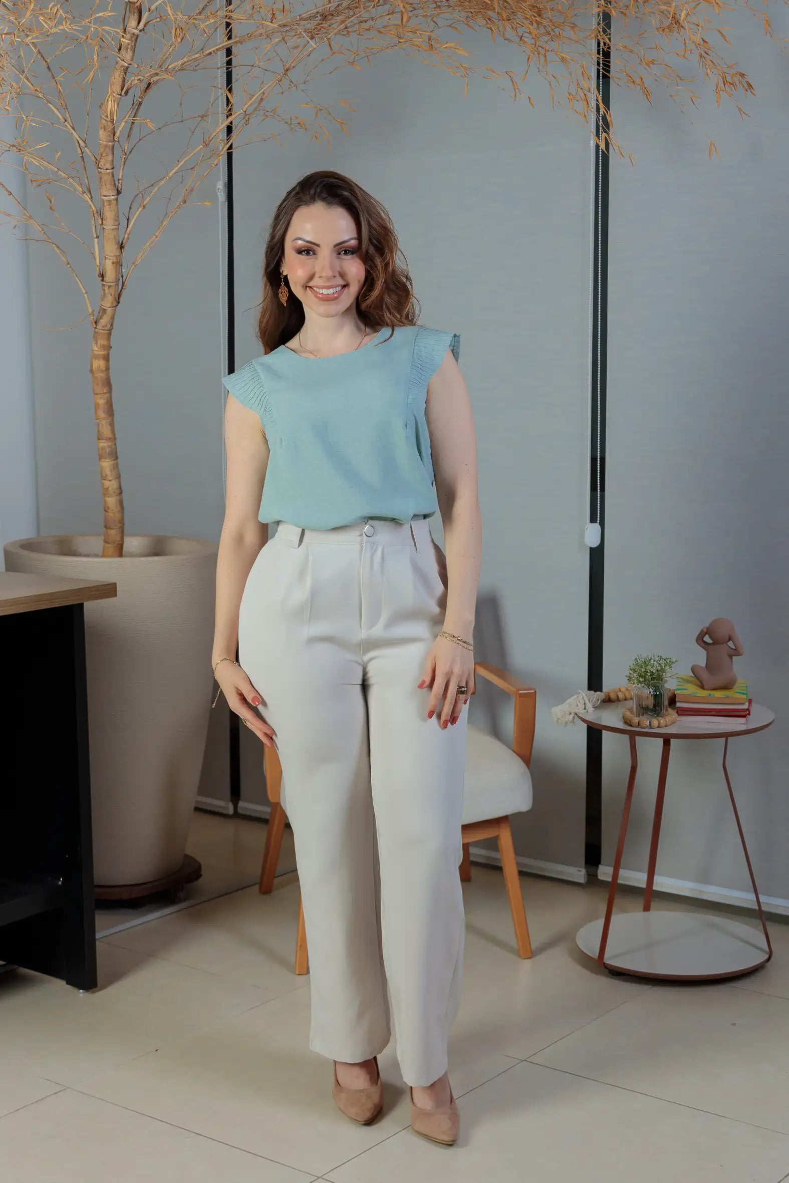 Blusa Regata Detalhe Babado Maísa Visco Essenza Verde