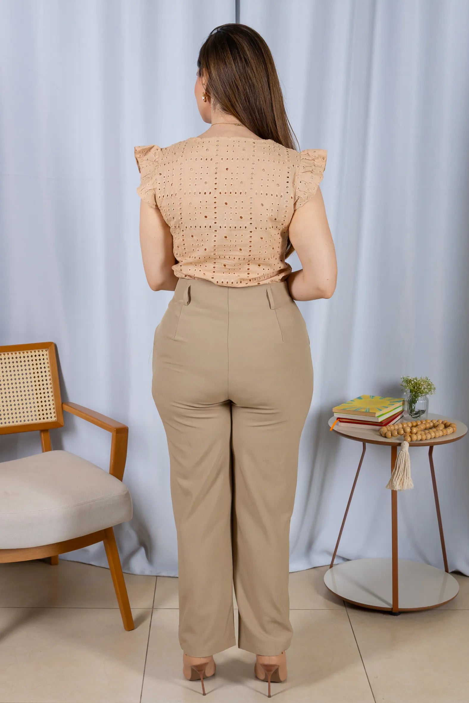 Regata Babados Cotton Em Laise Gabriela Bege