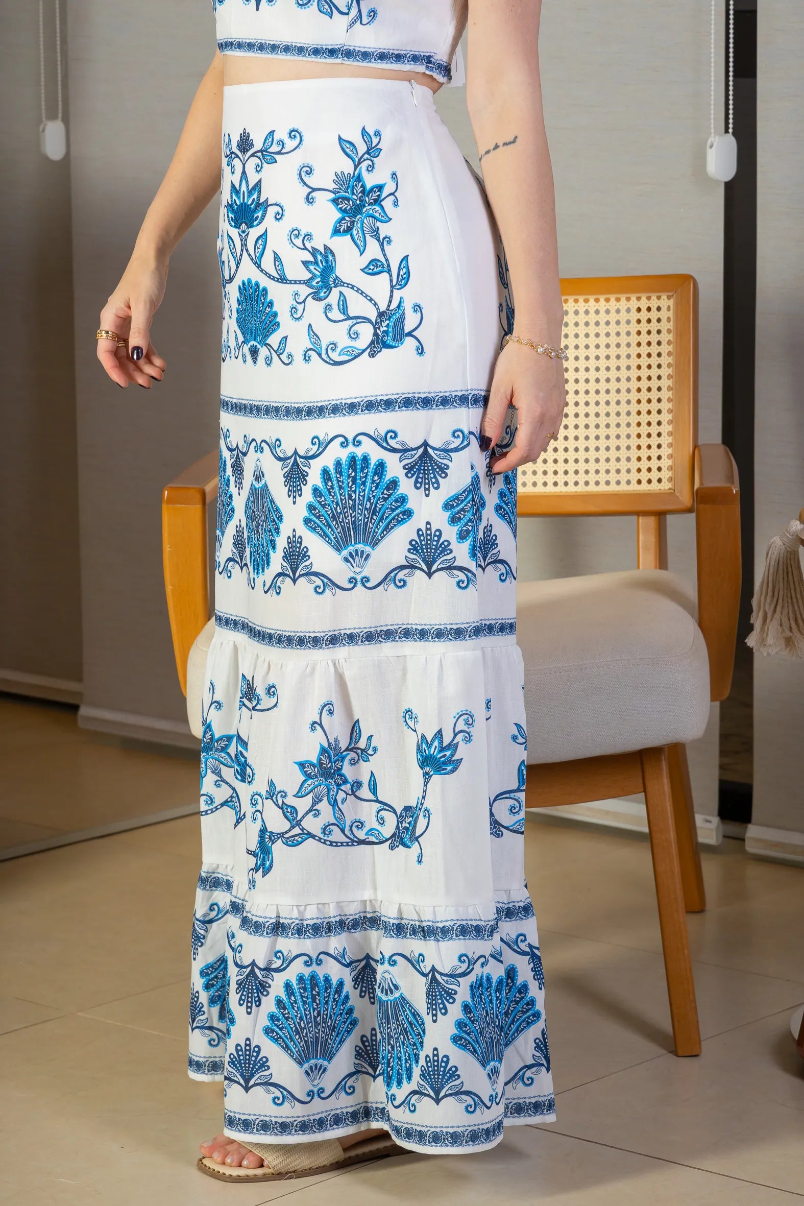 Saia Longa Camadas Crepe Soft Marina Ruy Estampada Azul