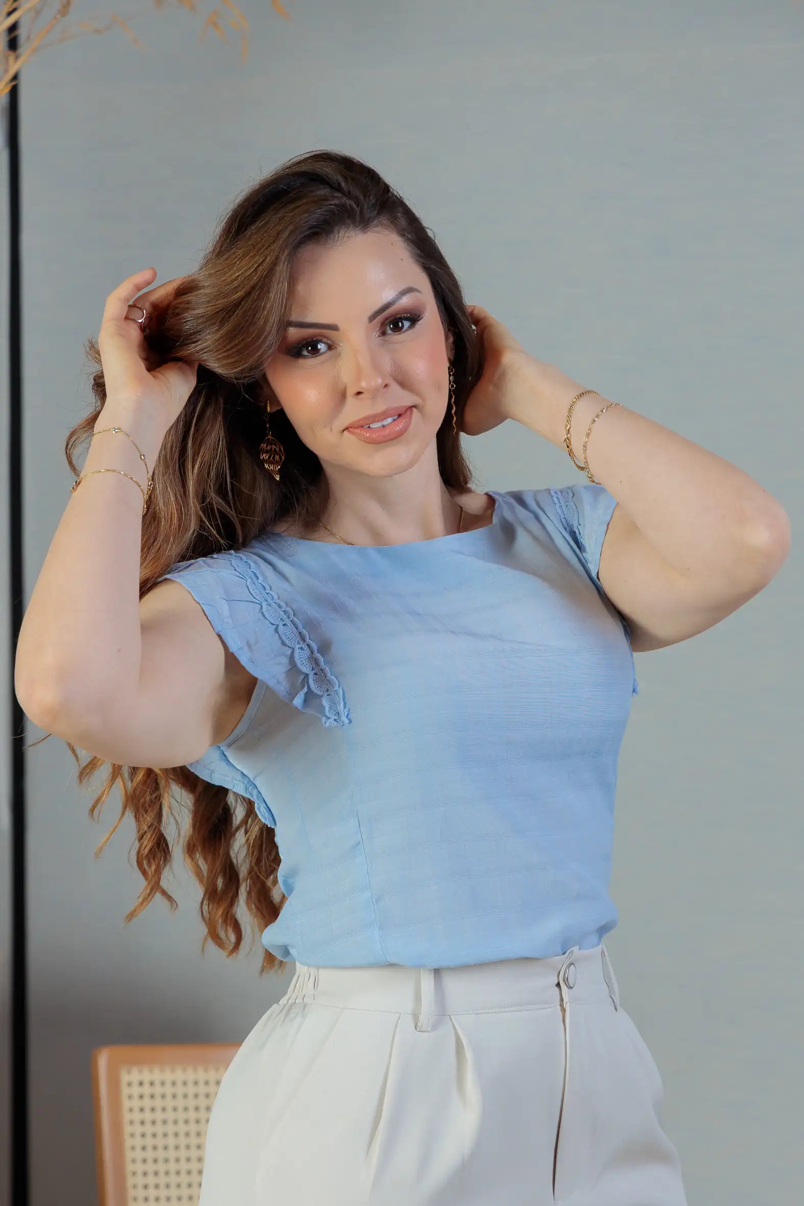Blusa Detalhe Bordado Manga Soft Cotton Selena Azul