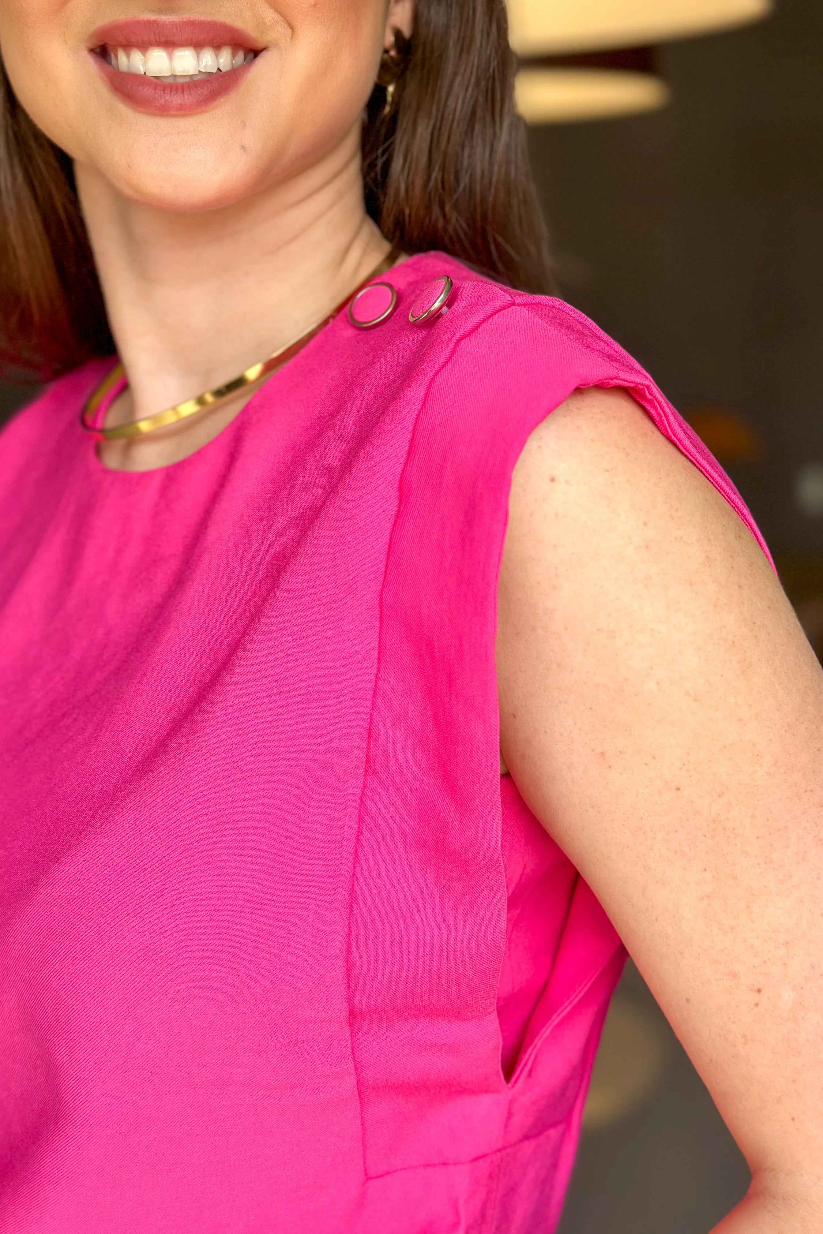 Blusa Regata Detalhe Botão Ombro Miriam Pink