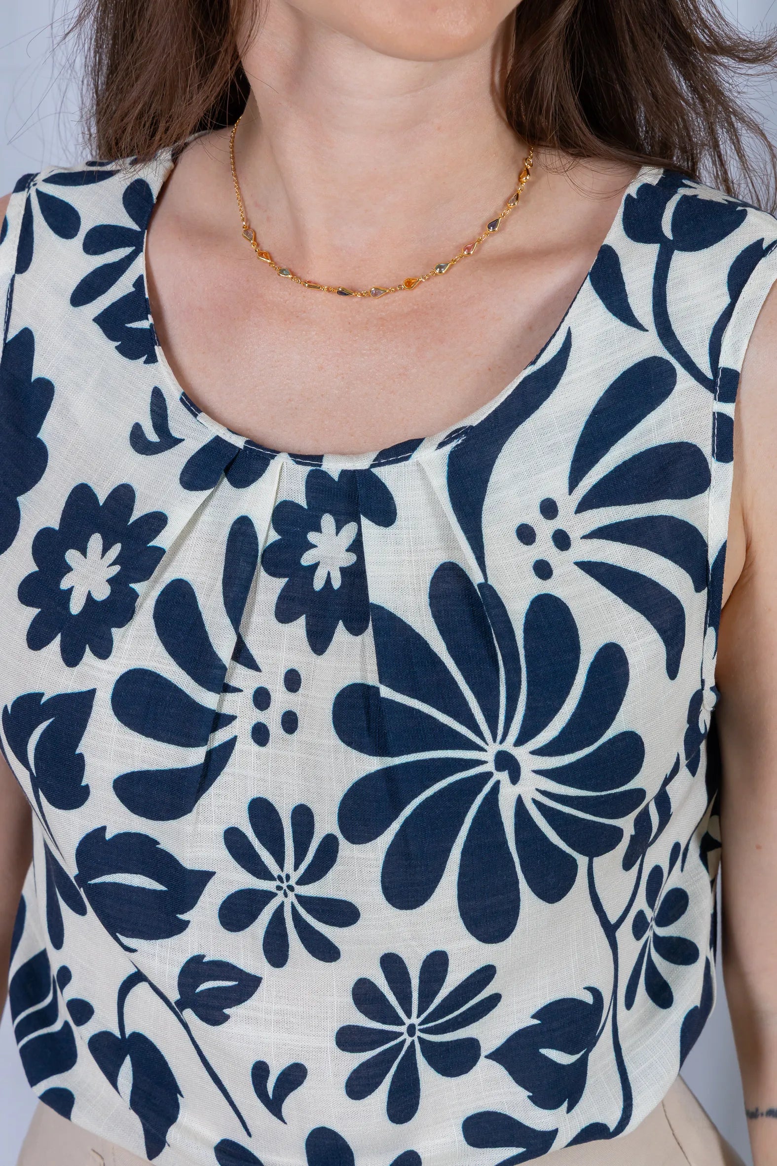 Blusa Regata Colo Com Pregas Viscose Nina Azul Marinho