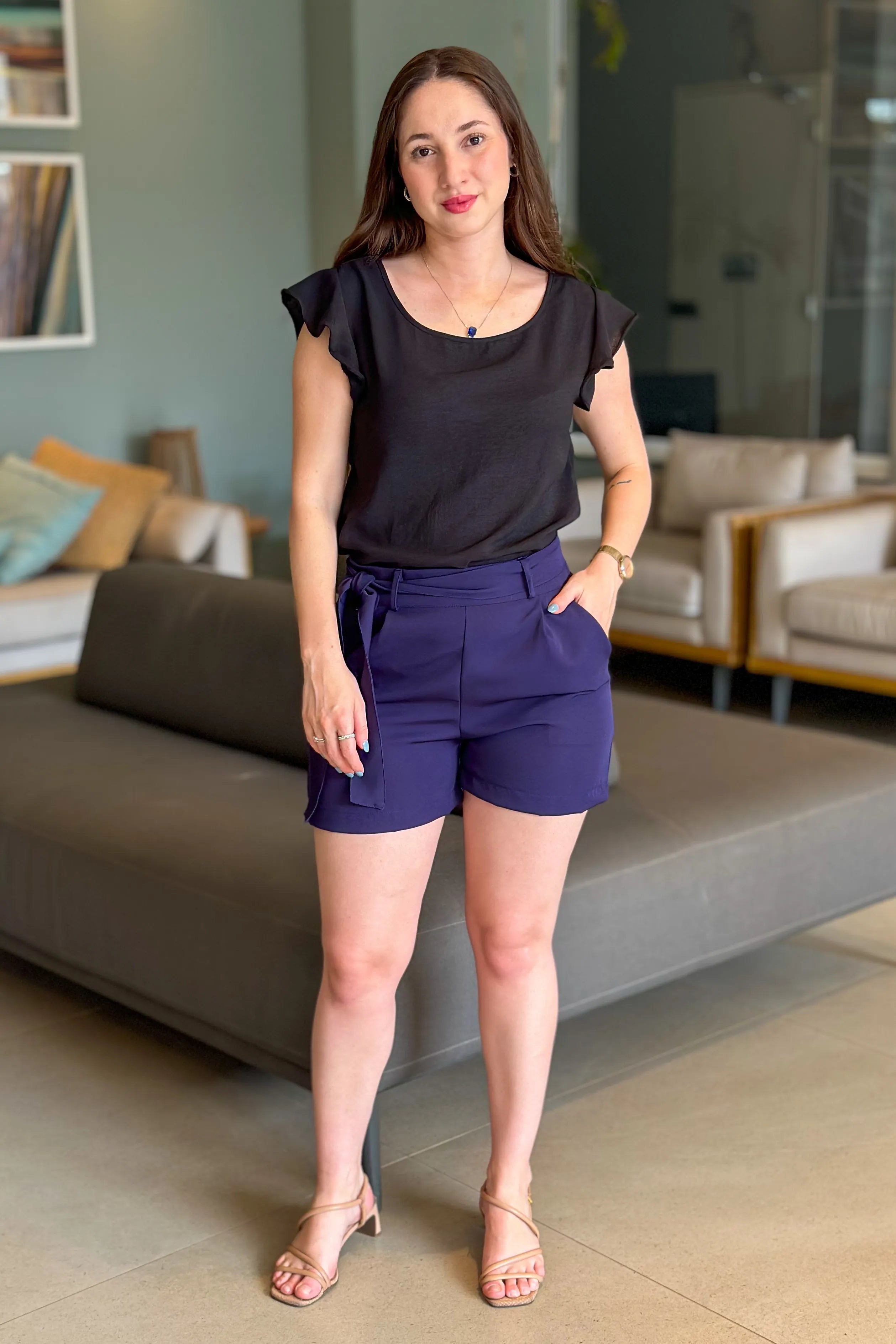 Shorts Em Alfaiataria Detalhe Laço Liz Azul Marinho