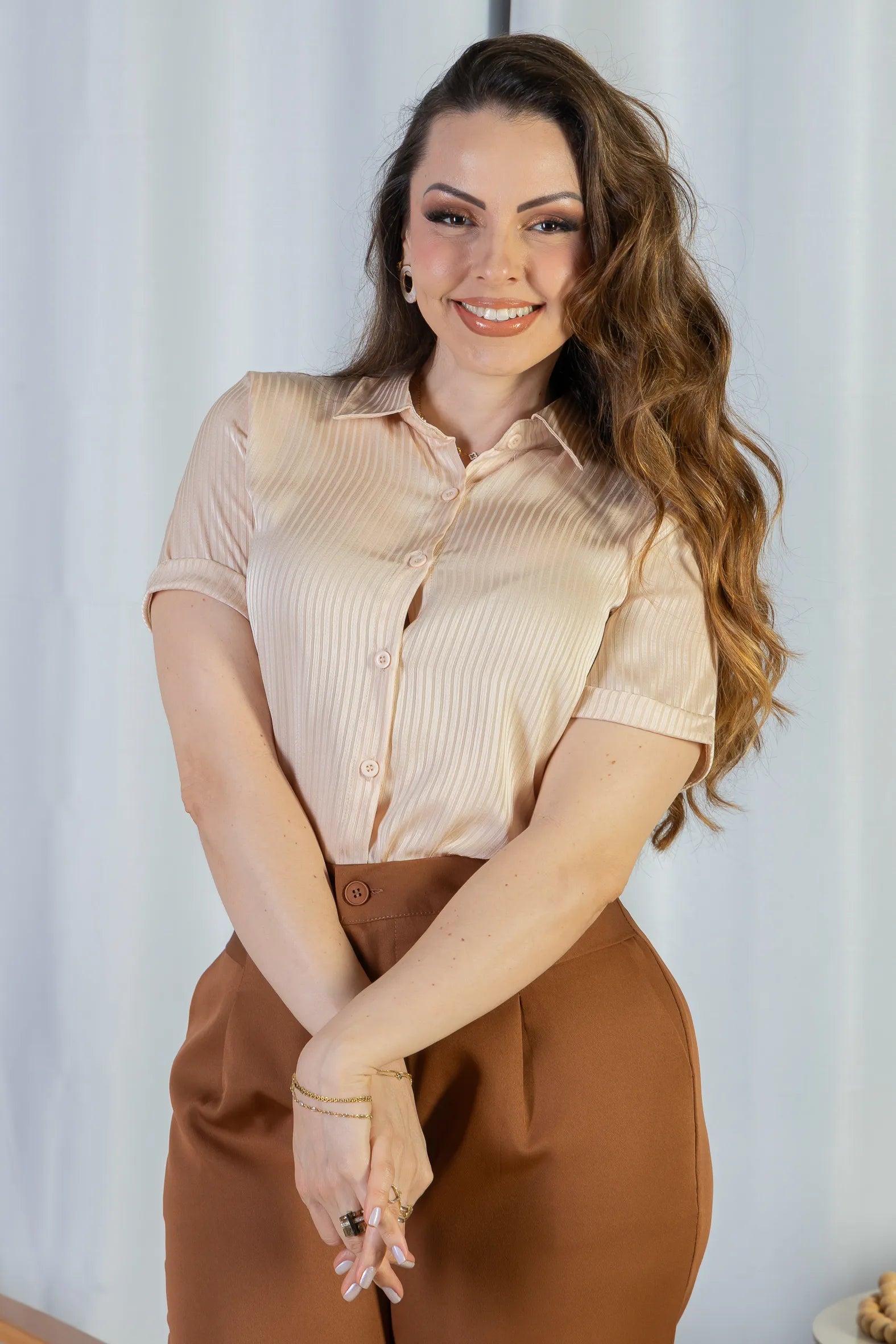 Camisa Manga Curta Crepe Acetinado Glaucia Creme