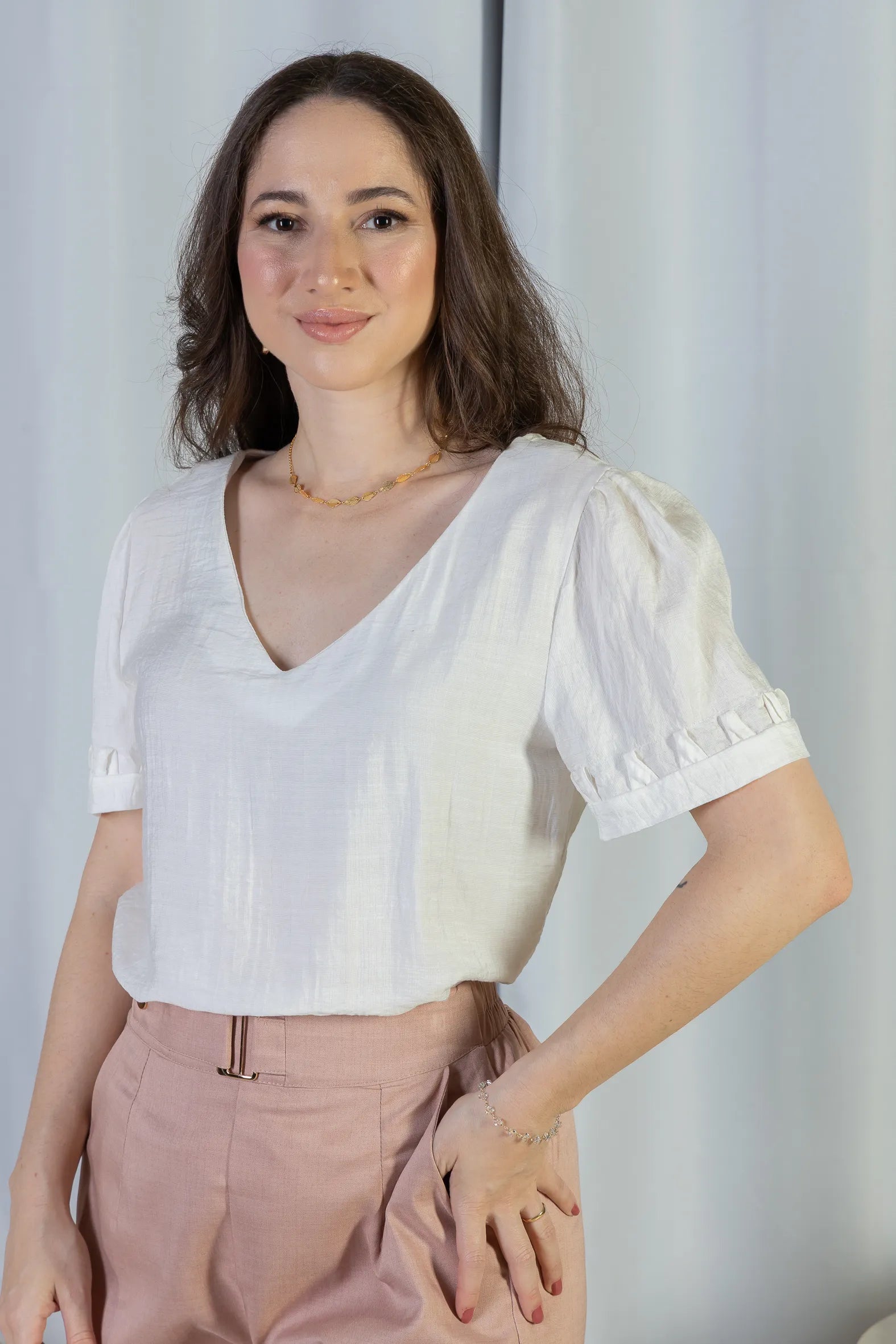 Blusa Manga Curta Decote "V" Visco Nature Gal Costa Branca