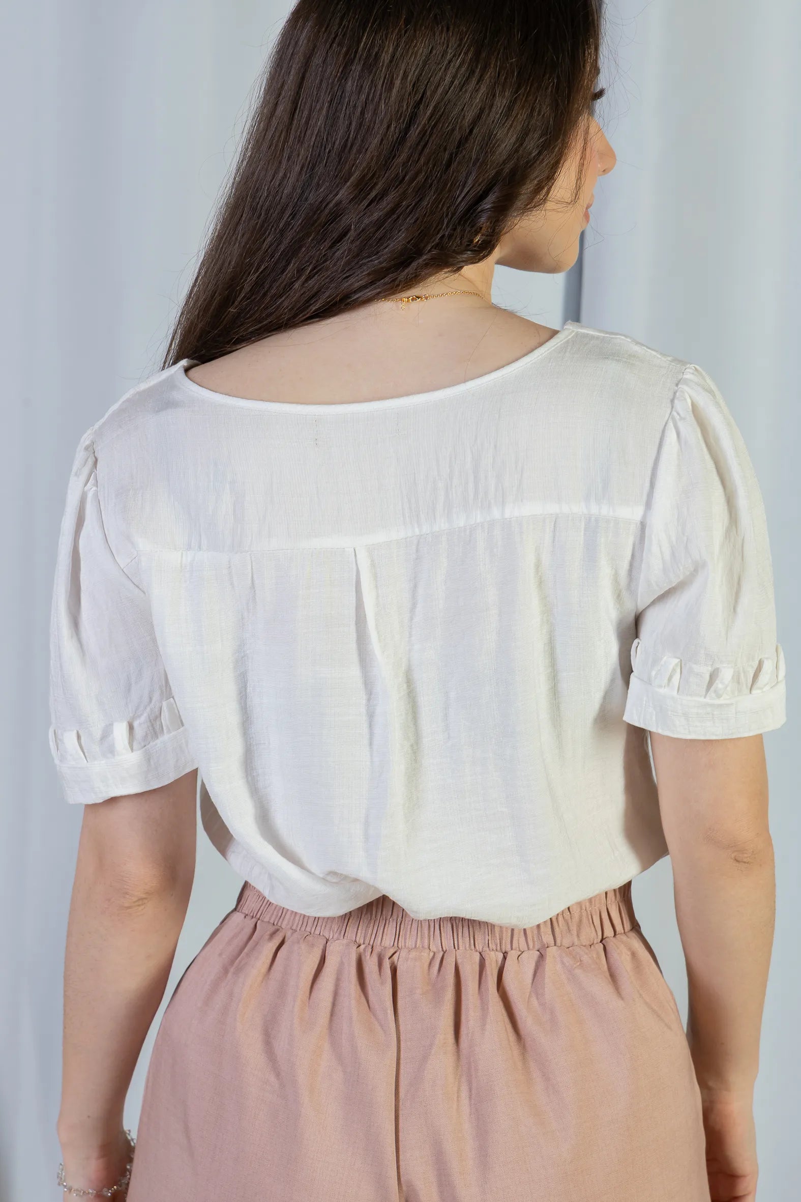 Blusa Manga Curta Decote "V" Visco Nature Gal Costa Branca