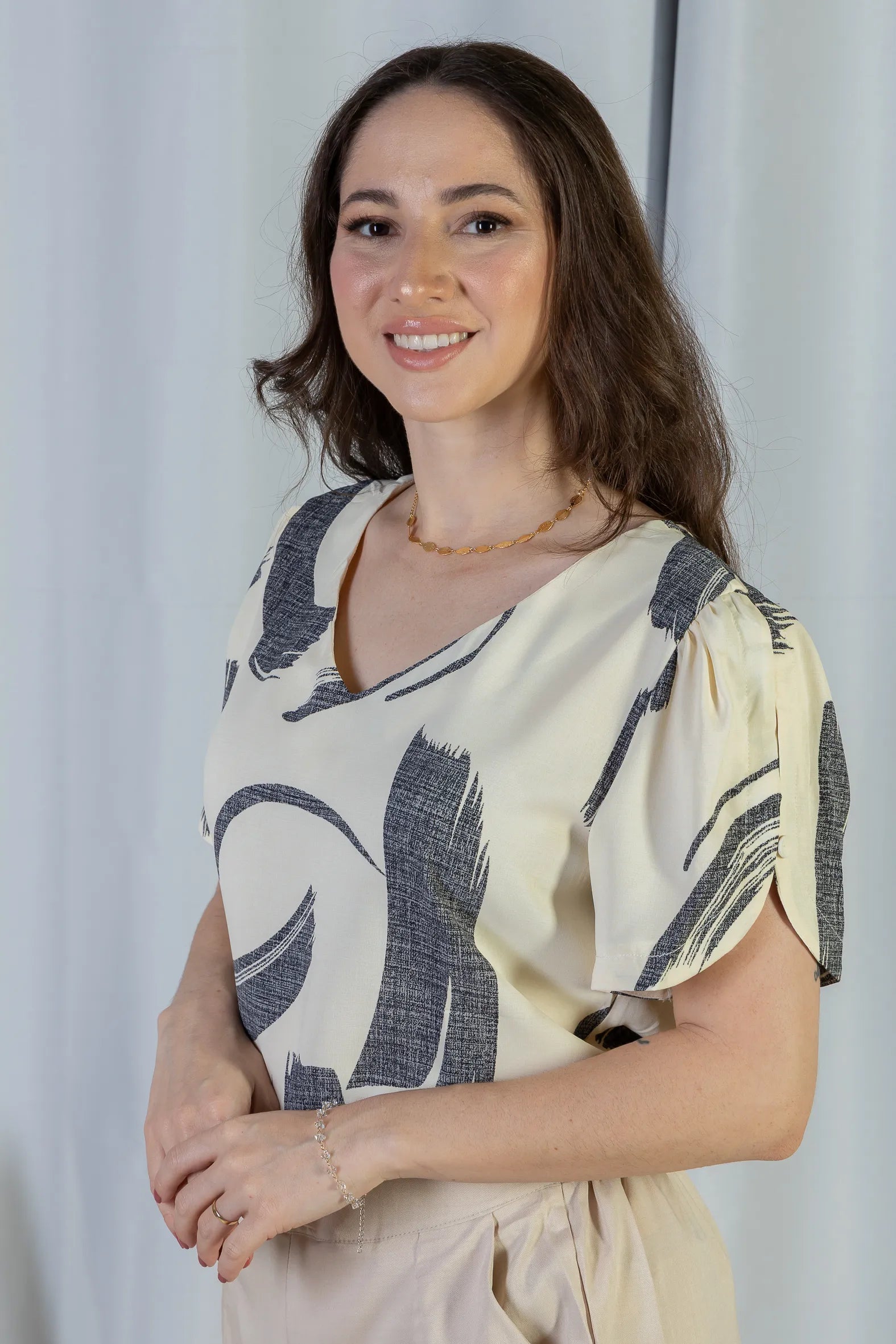 Blusa Manga Curta Crepe Classic Alessandra Estampada Cinza