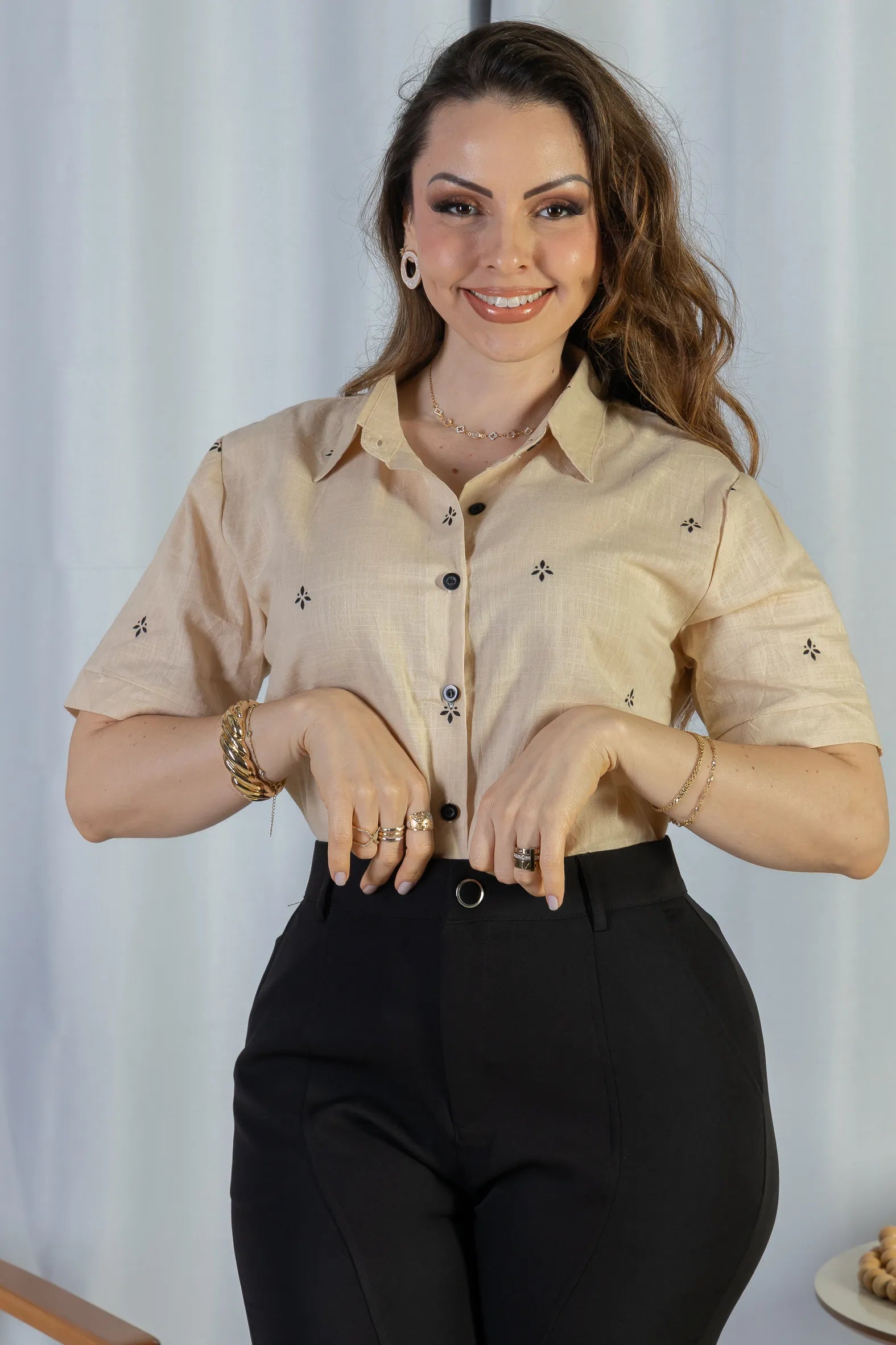 Camisa Manga Curta Bordada Poli Visco Bruna Bege