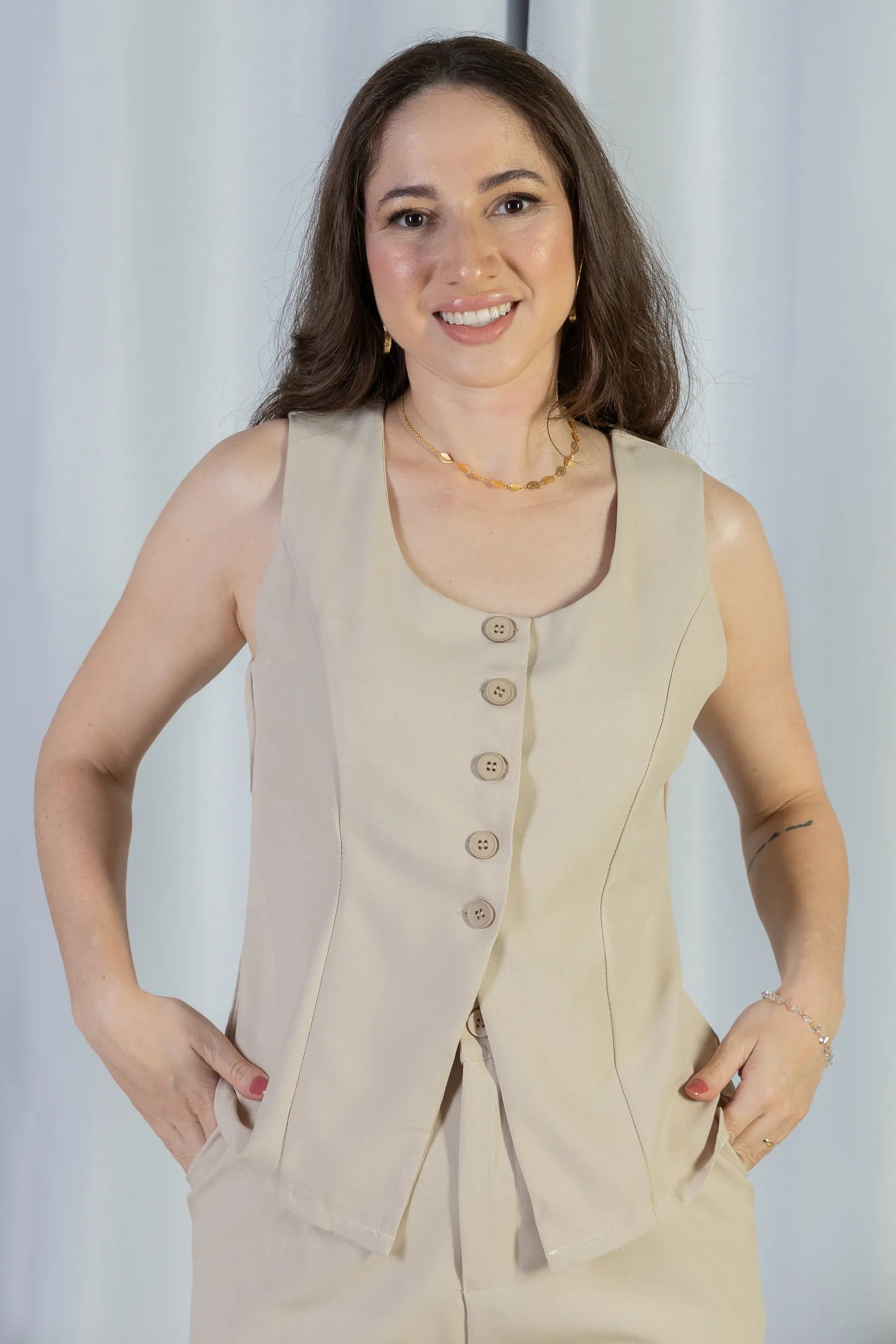 Colete Regata Alfaiataria Detalhe Botão Livia Creme