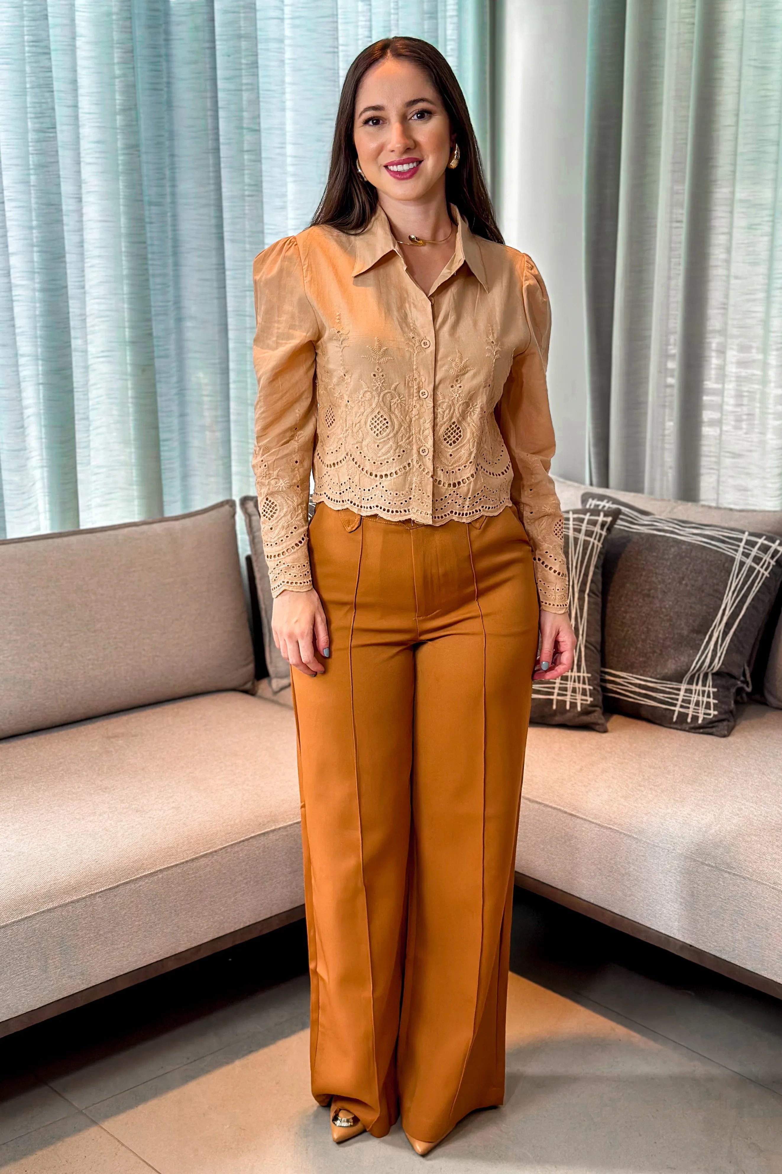 Camisa Em Laise Roseli Bege
