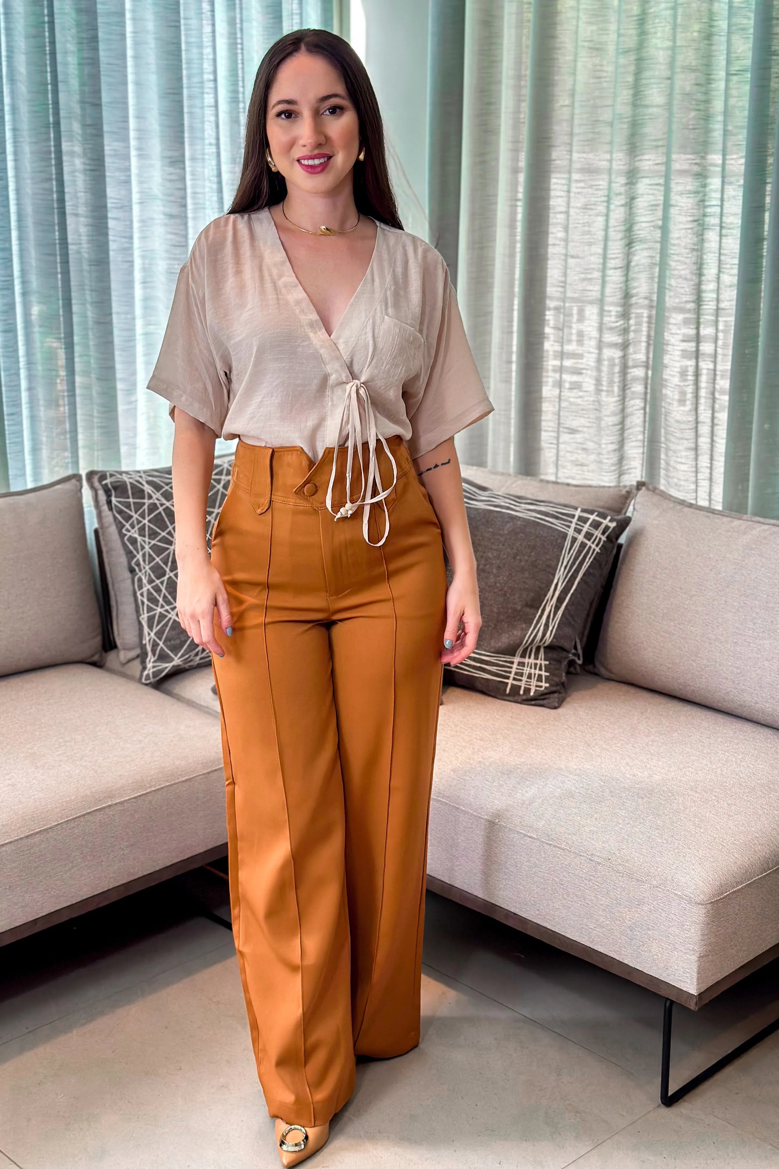 Blusa Manga Curta Detalhe Amarração Marta Creme