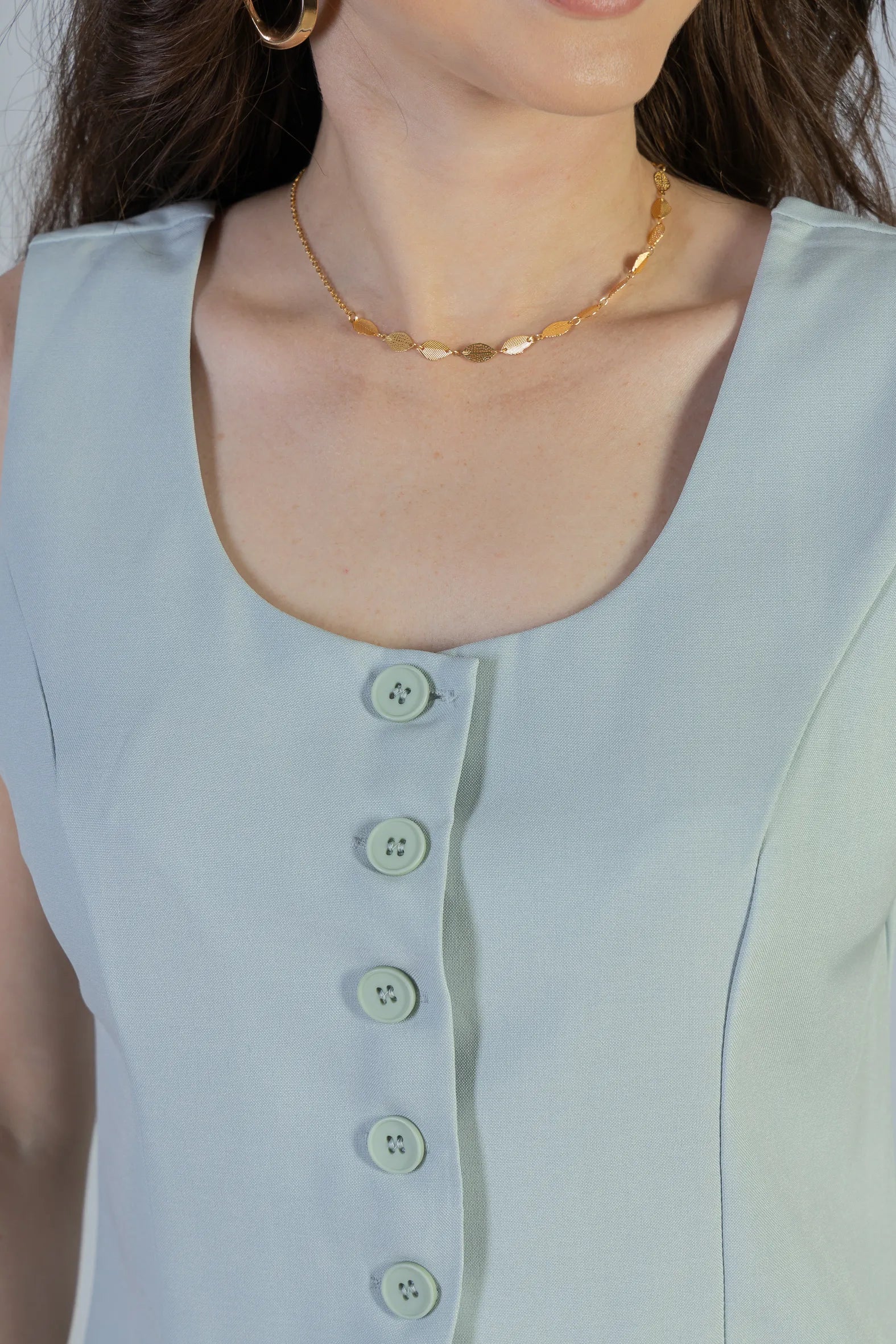 Colete Regata Alfaiataria Detalhe Botão Livia Azul Acinzentado