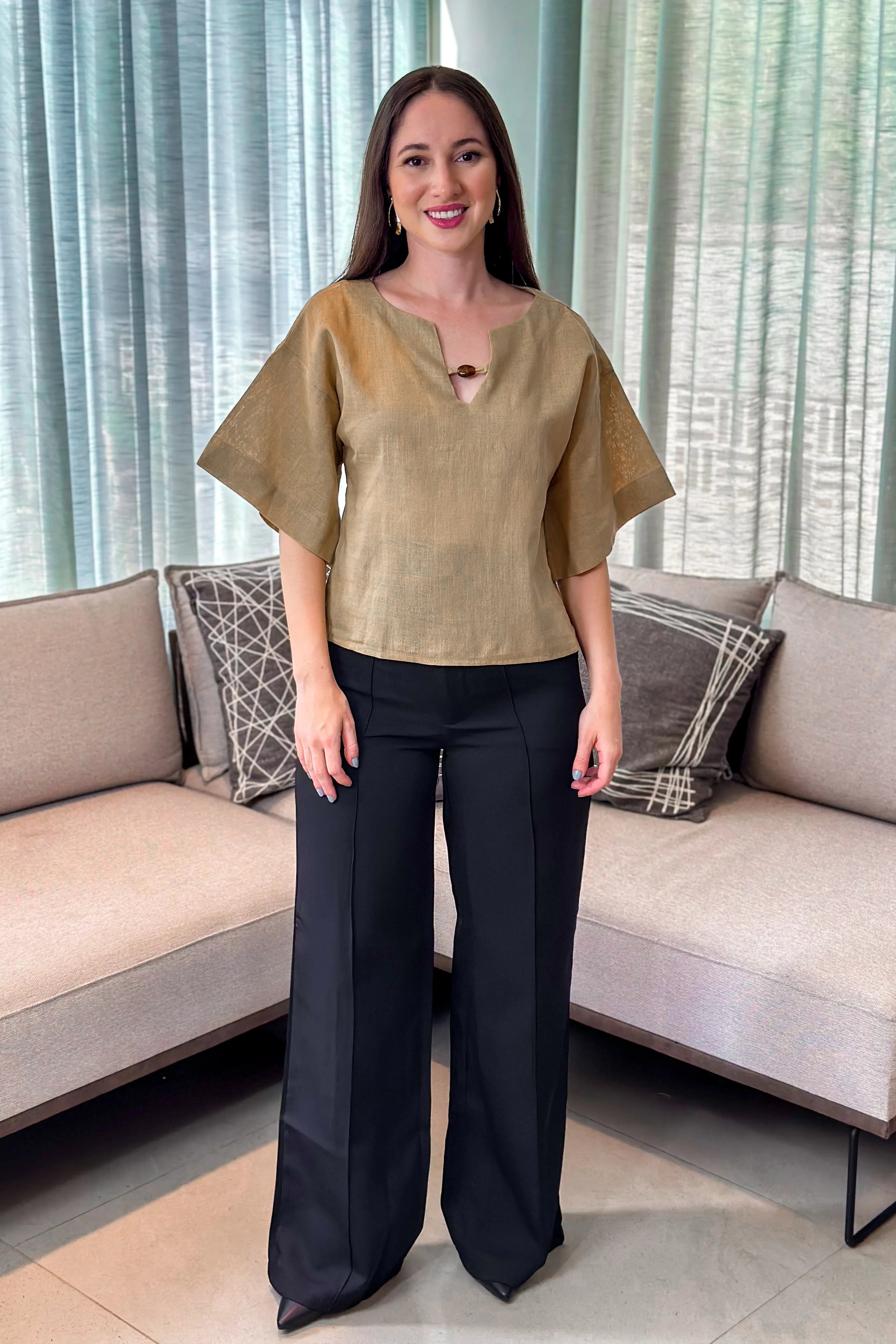 Blusa Manga Curta Detalhe Frente Eduarda Marrom