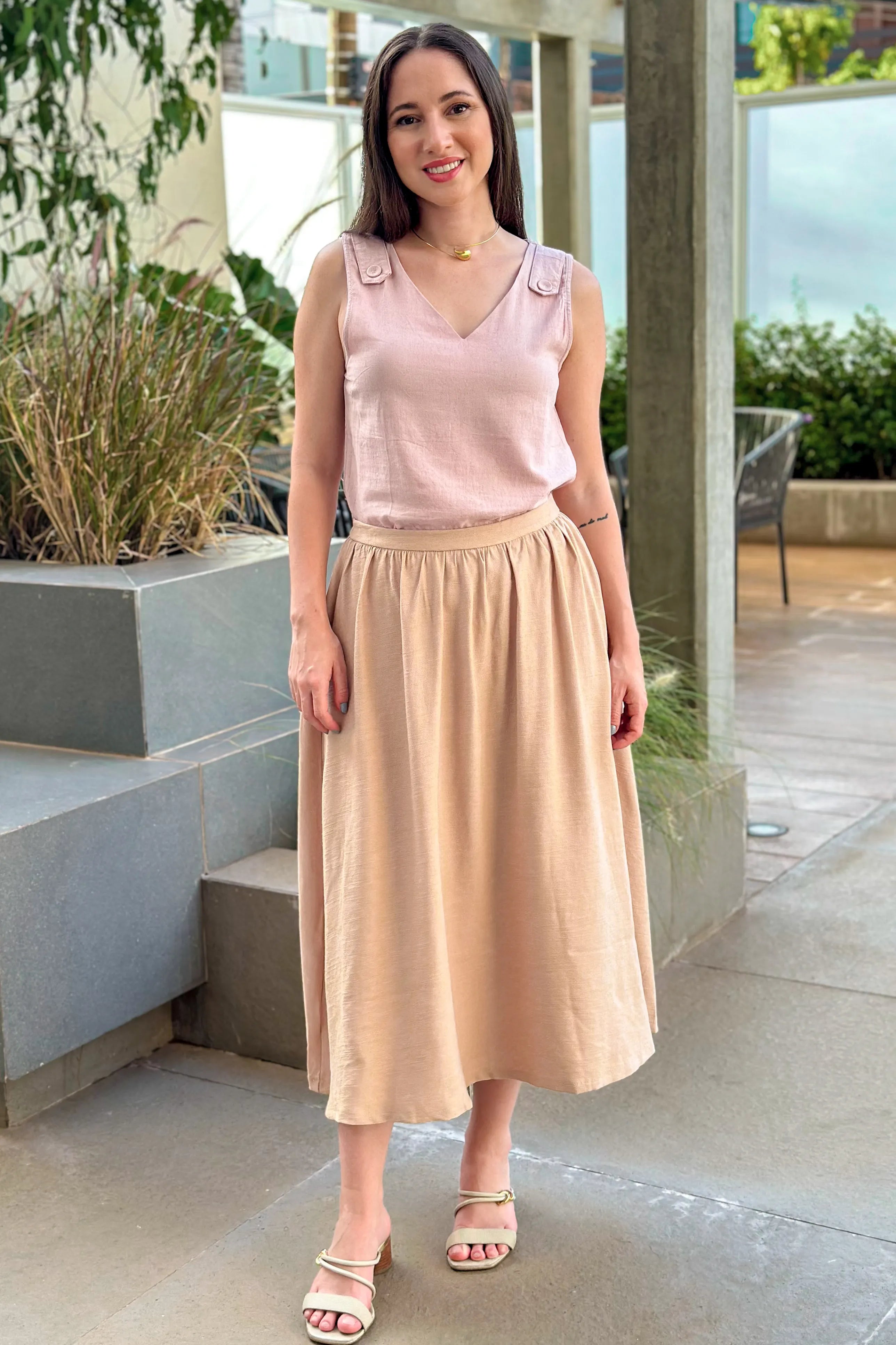 Blusa Regata Em Linho Detalhe Botão Rosy Rosa Claro