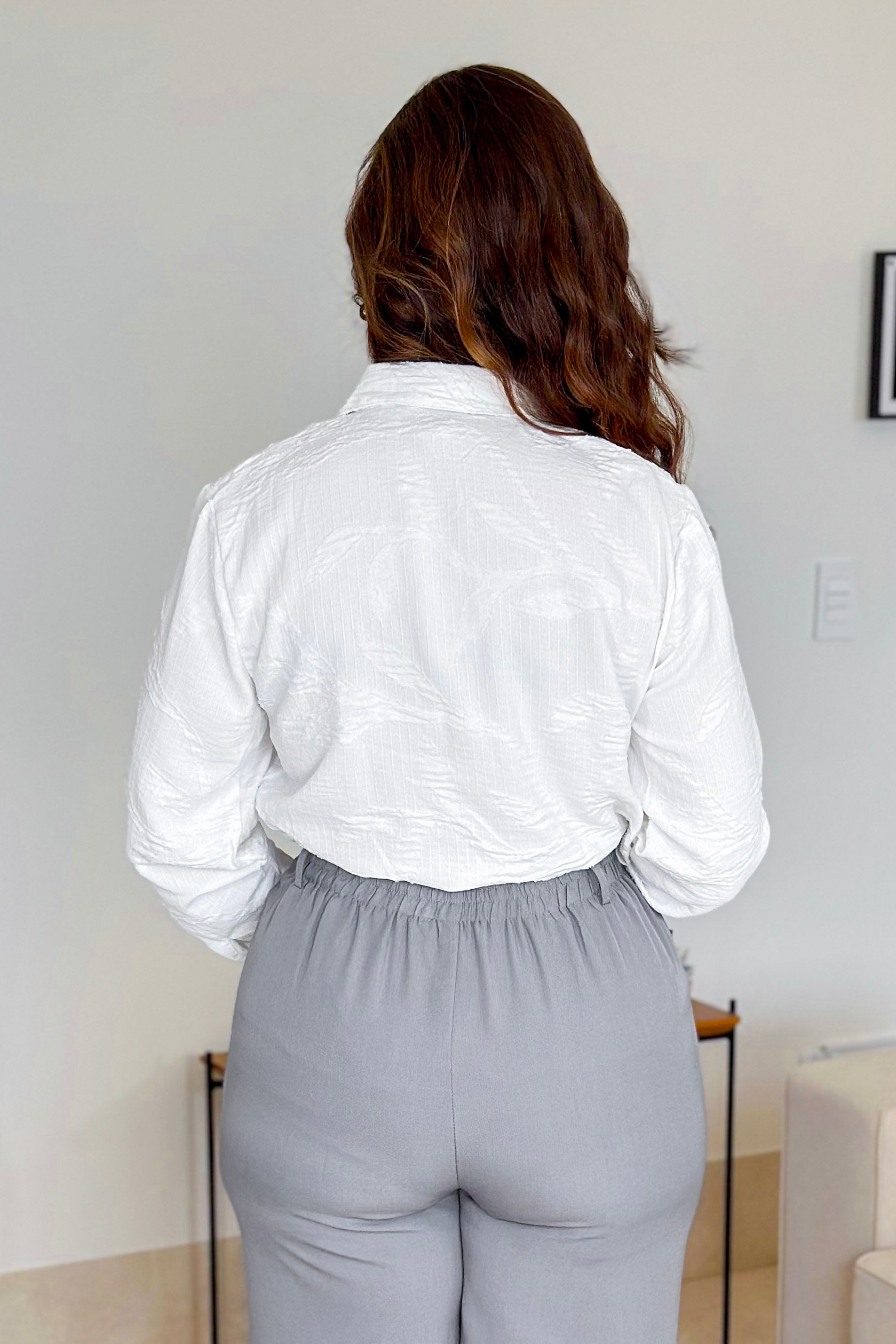 Camisa Manga Longa Em Jacquard Texturizado Bordada Leandra Branca