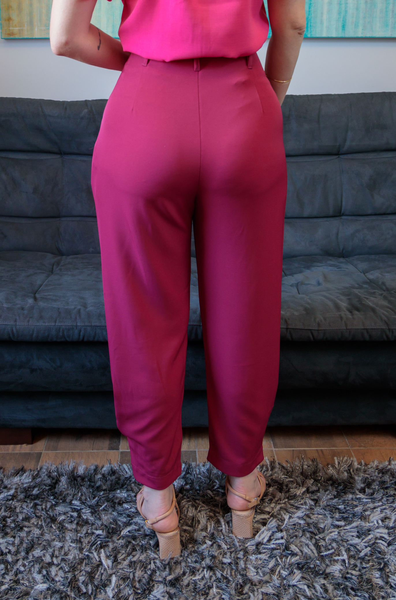 Calça Boyfriend Detalhe Barra Miranda Fúcsia