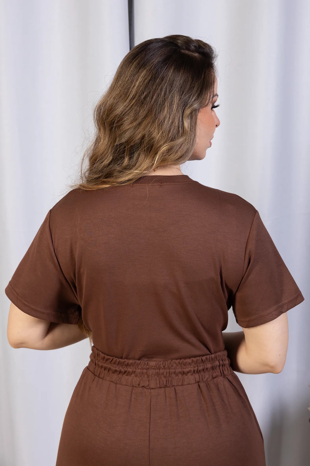 Blusa Manga Curta em Malha Knit Lorena Marrom