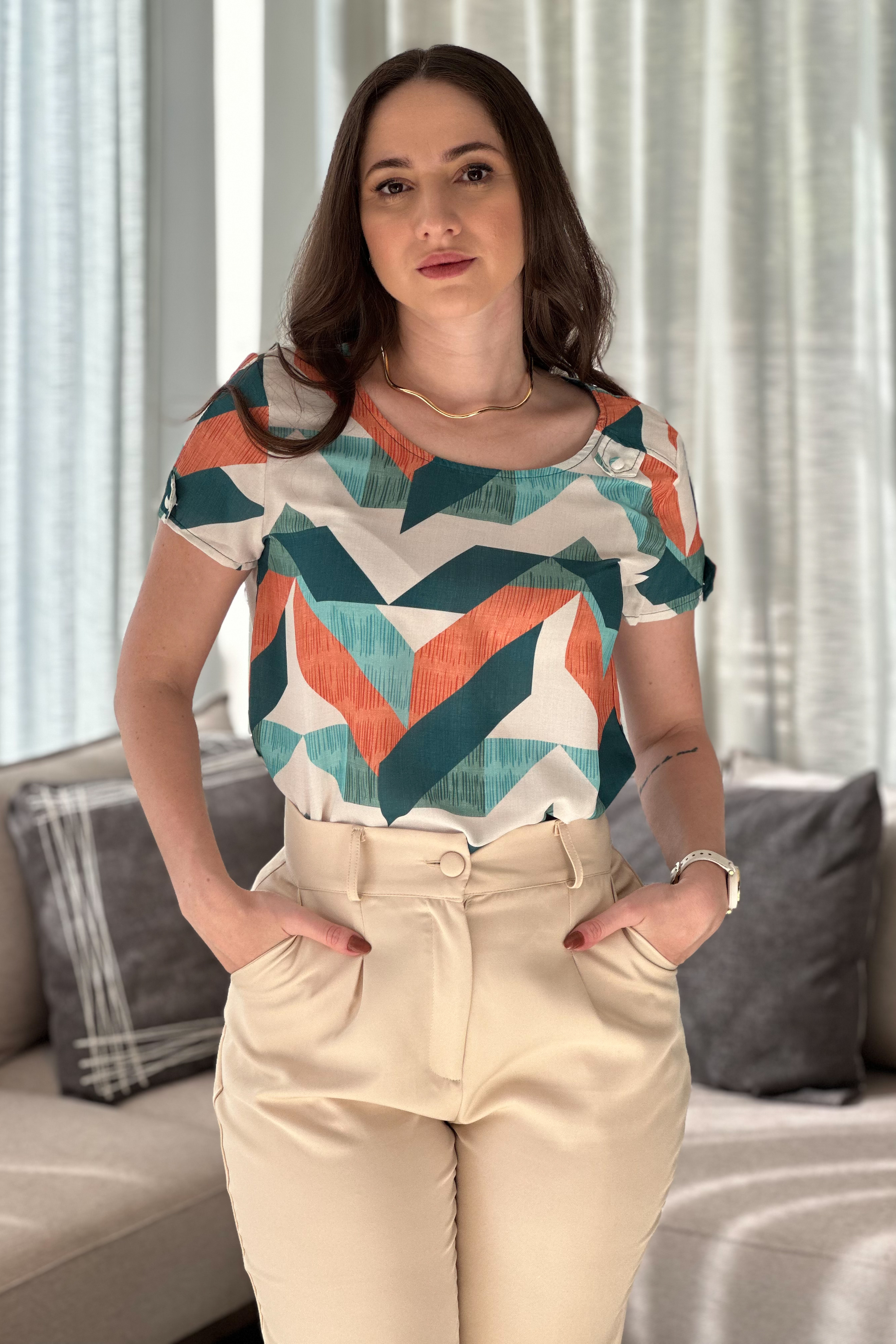 Blusa Manga Curta Estampa Geométrica Giulia Laranja