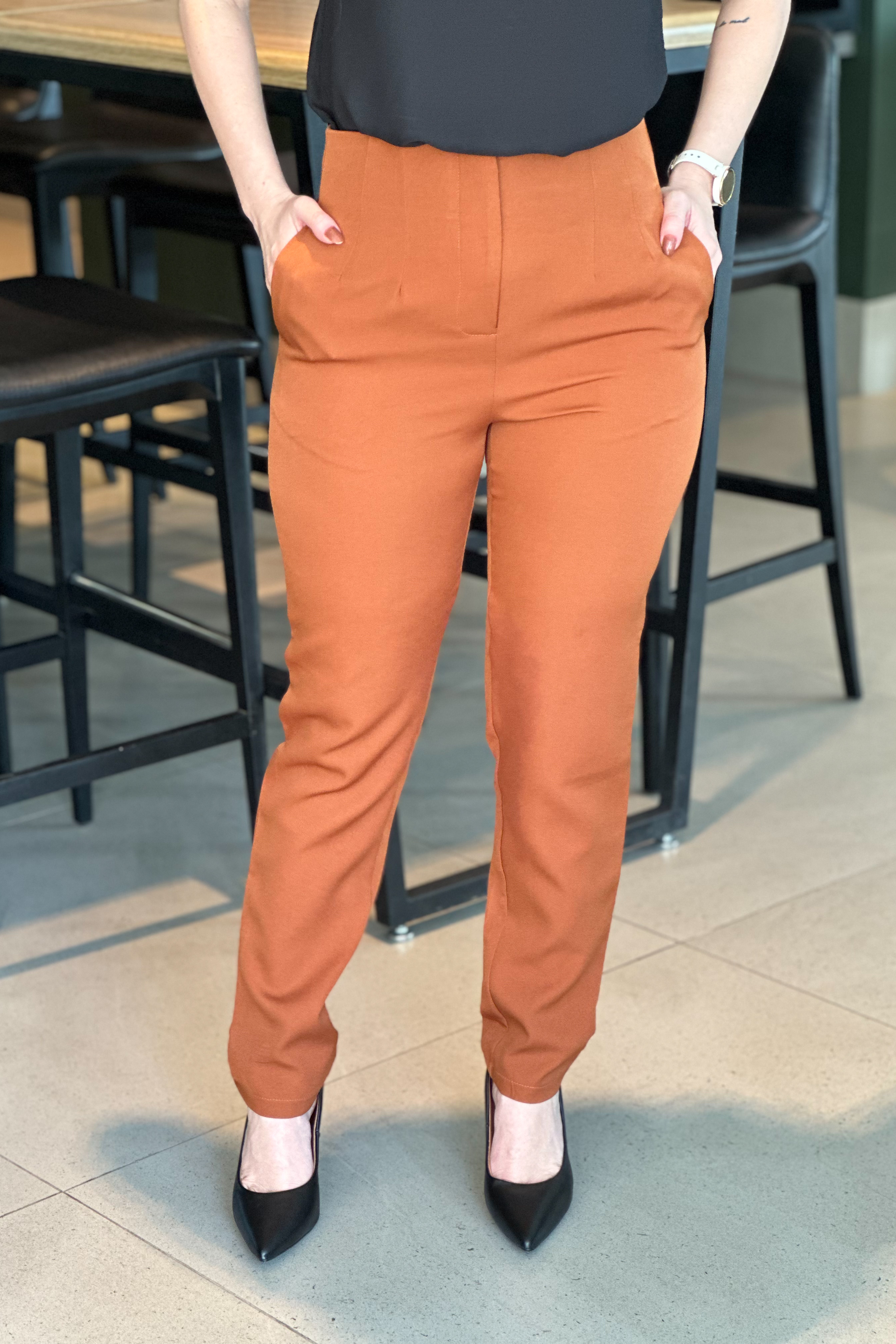 Calça Skinny Detalhe Cós Heloísa Cobre