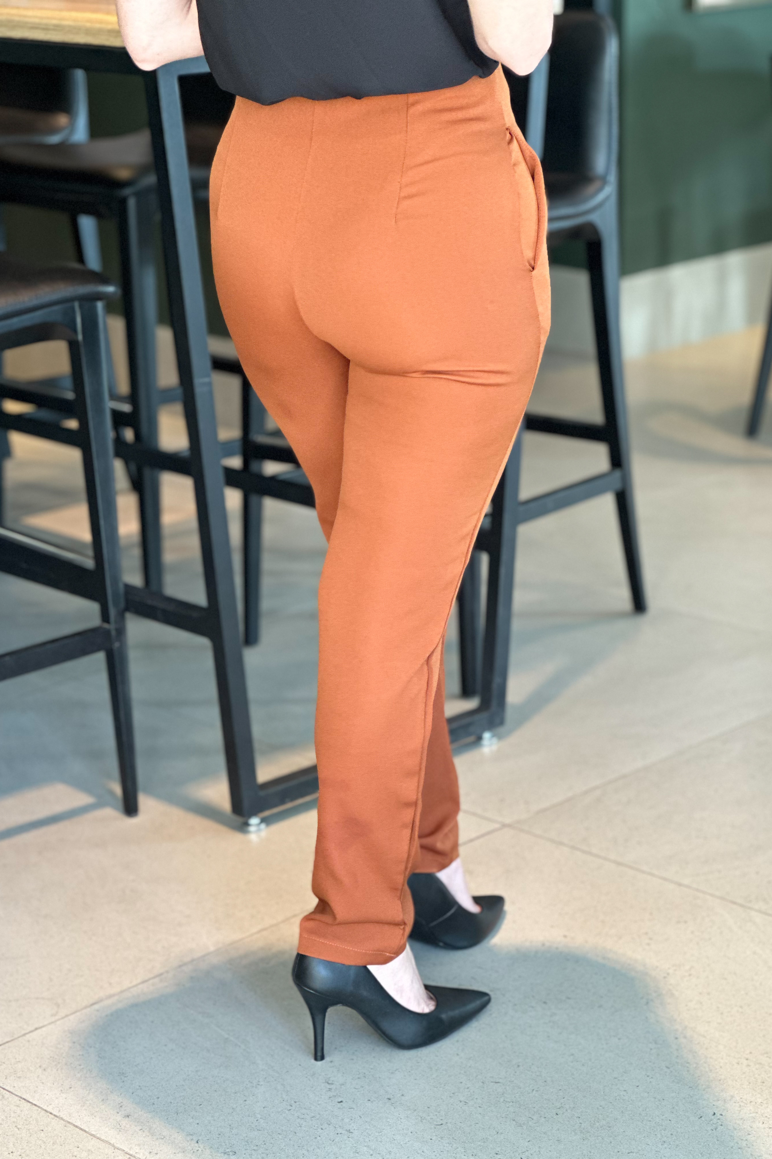 Calça Skinny Detalhe Cós Heloísa Cobre