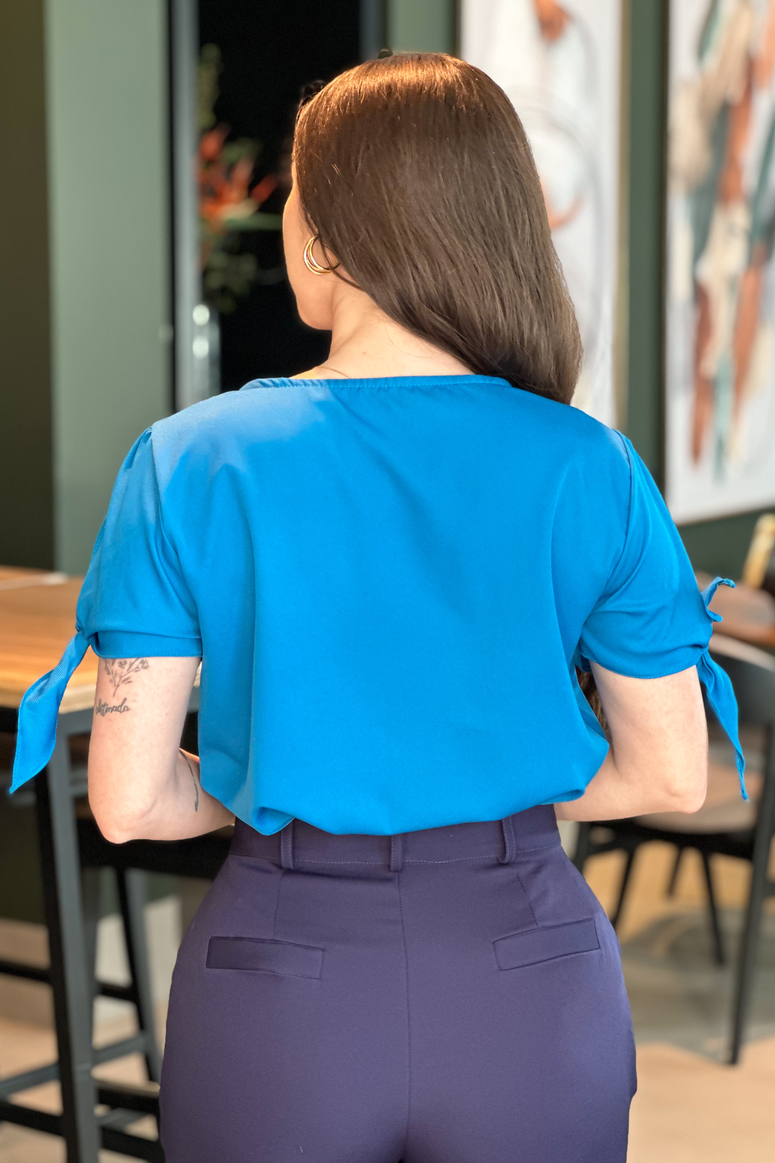 Blusa Texturas Laço Manga Fernanda Azul Oceano