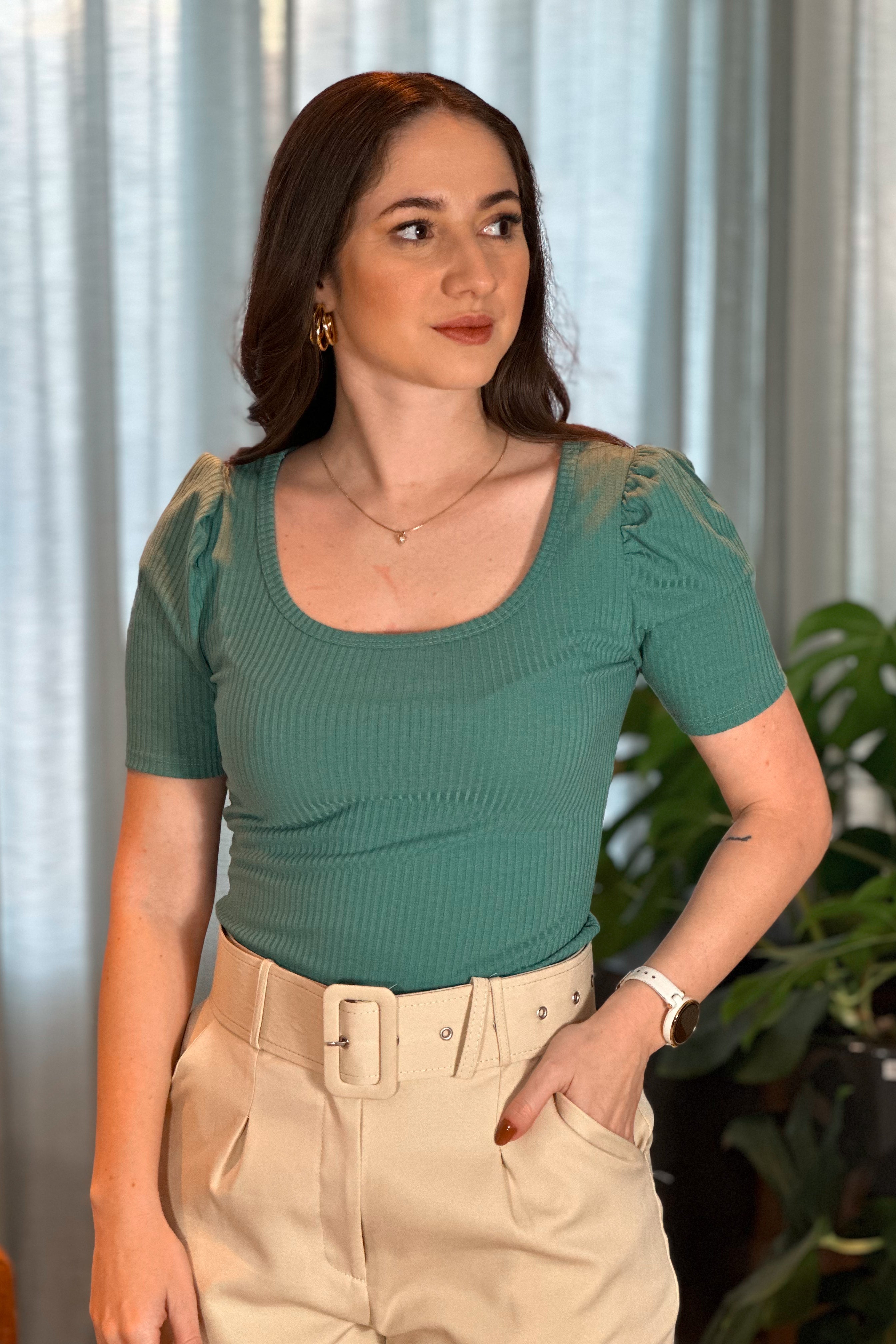 Blusa Canelada Manga Bufante Ellen Verde Menta