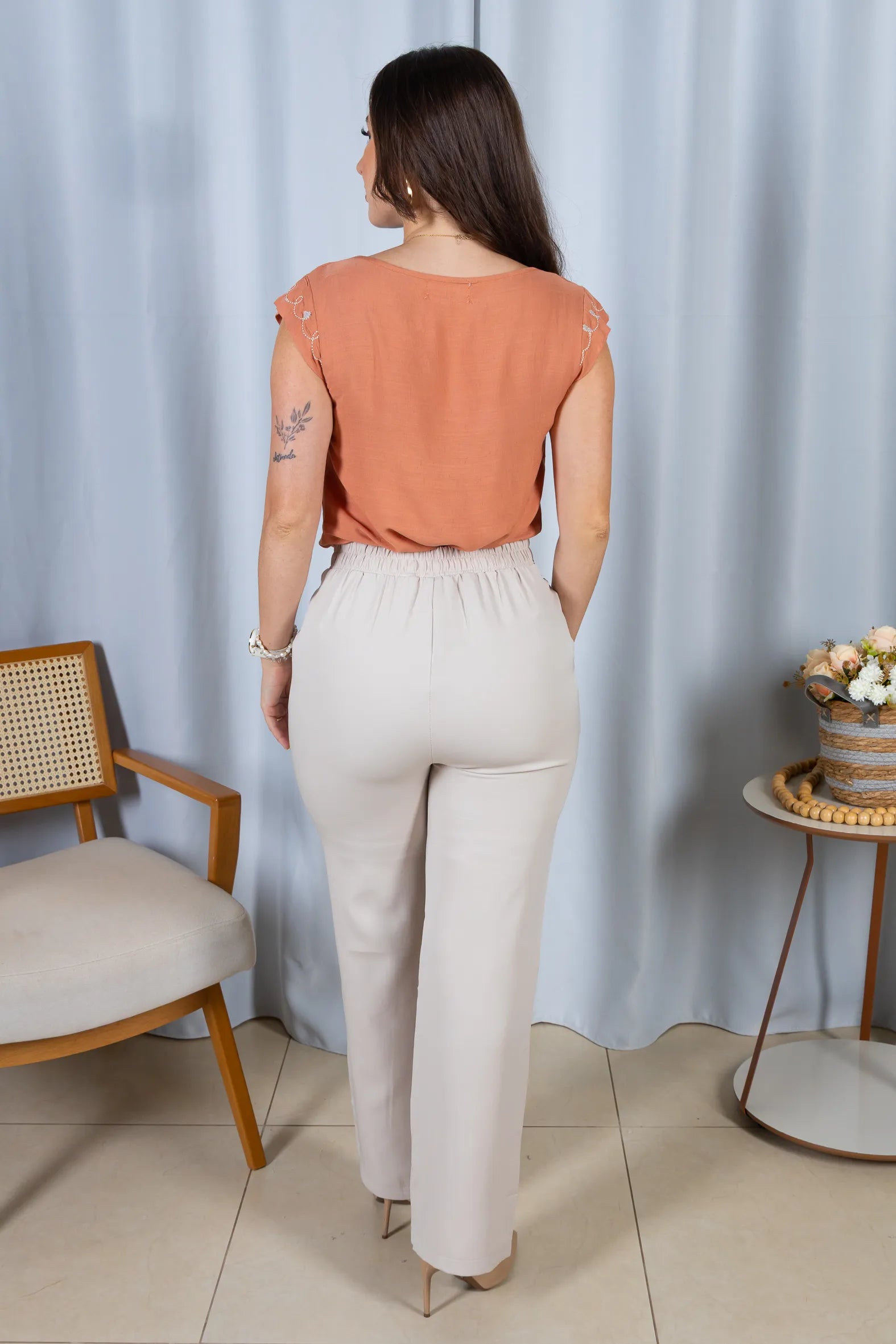Blusa Regata Algodão Linho Detalhe Trançado com Pedraria Pietra Rosê