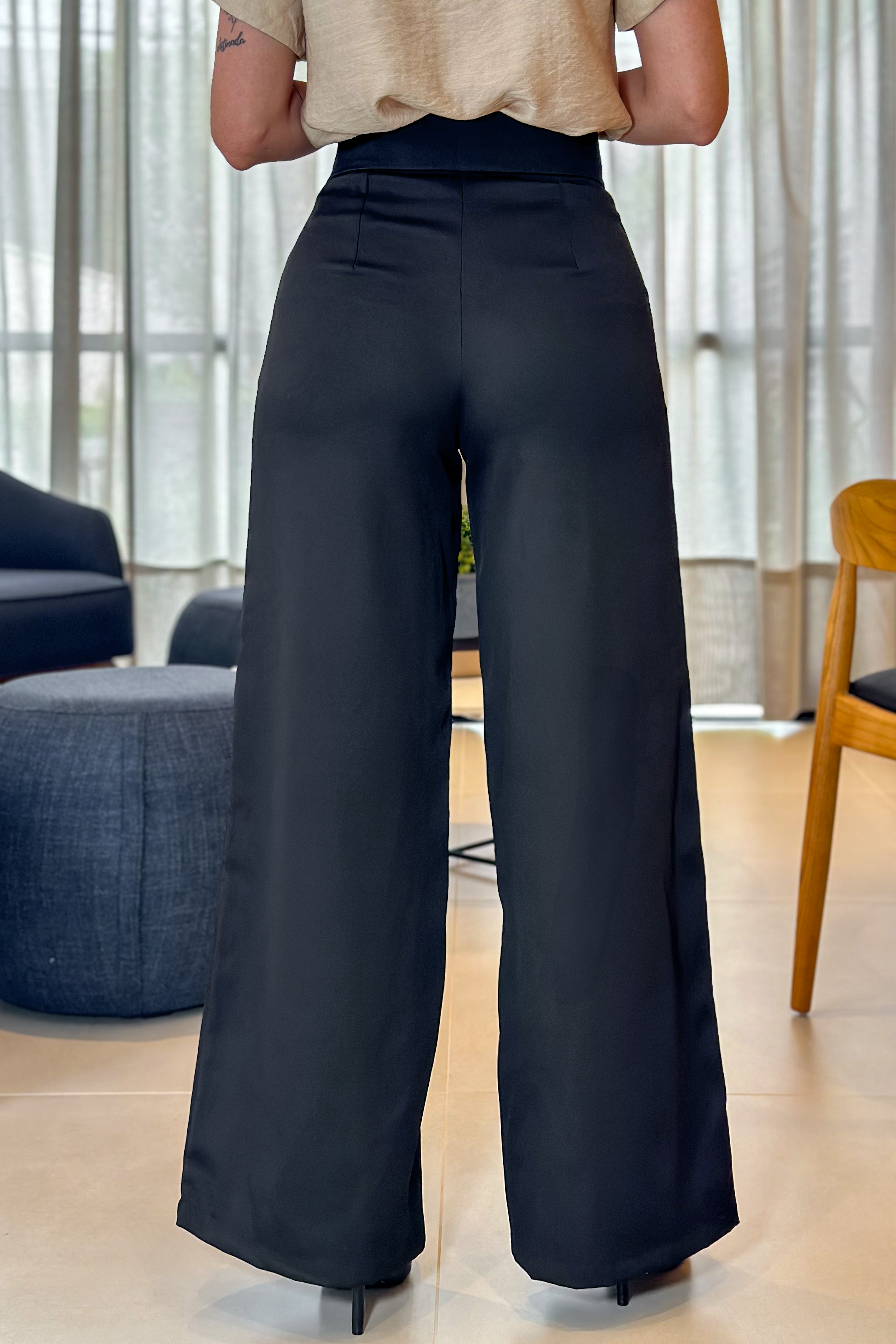 Calça Pantalona Alfaiataria Mariane Preta - imporium