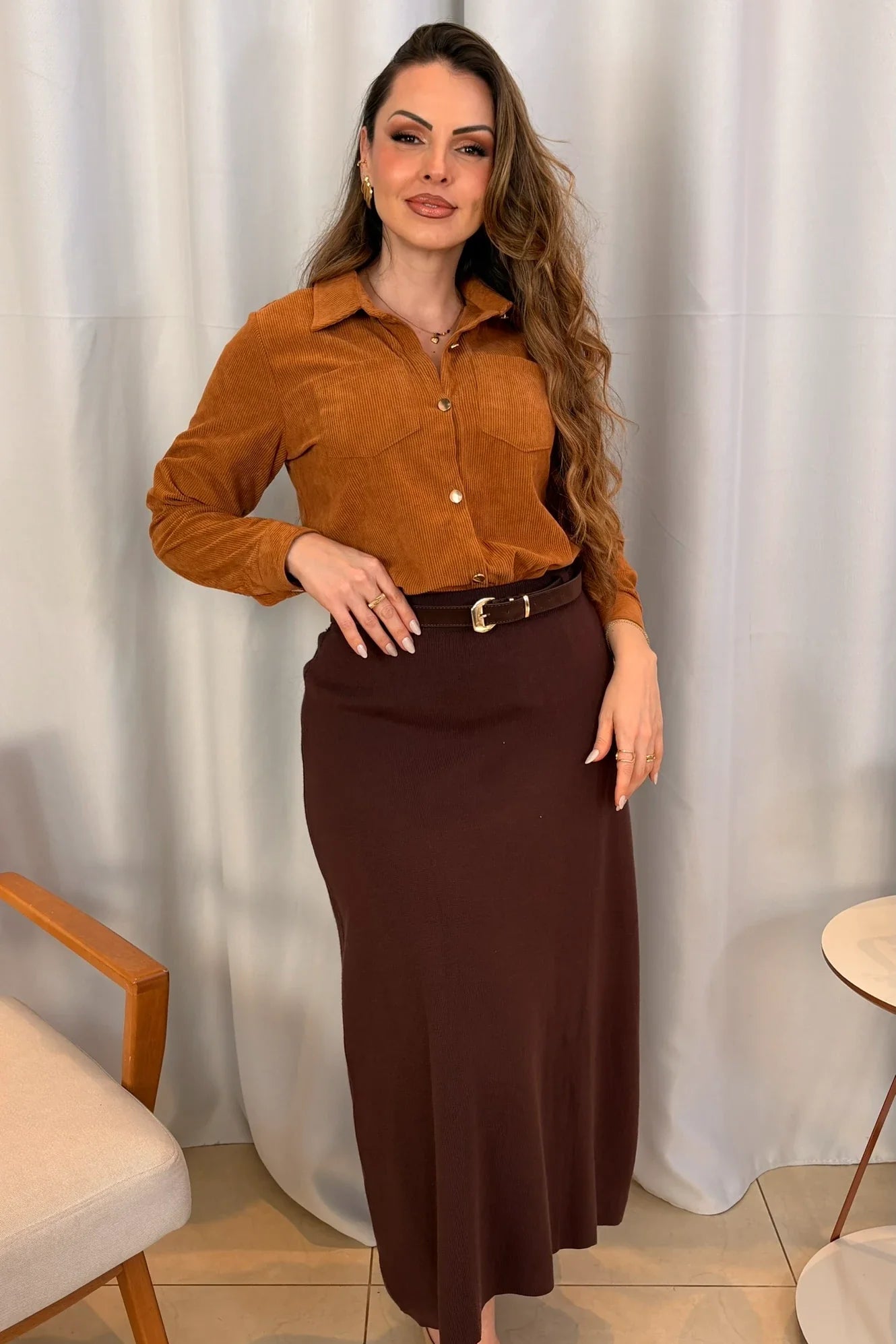 Conjunto: Jaqueta Cotelê Zoey Caramelo + Saia Matilda Marrom
