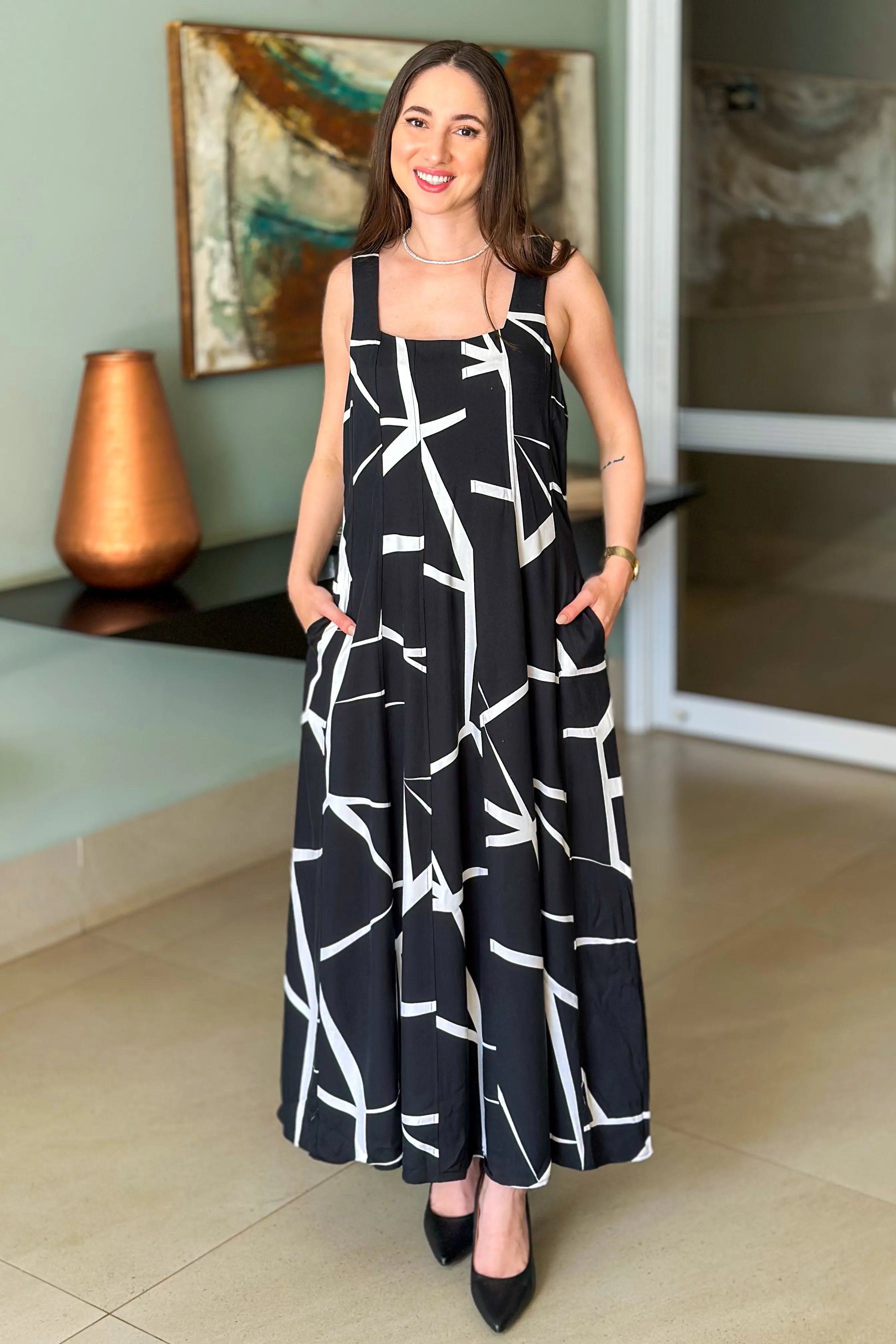 Vestido Midi Detalhe Cinto Claudia Estampado Preto