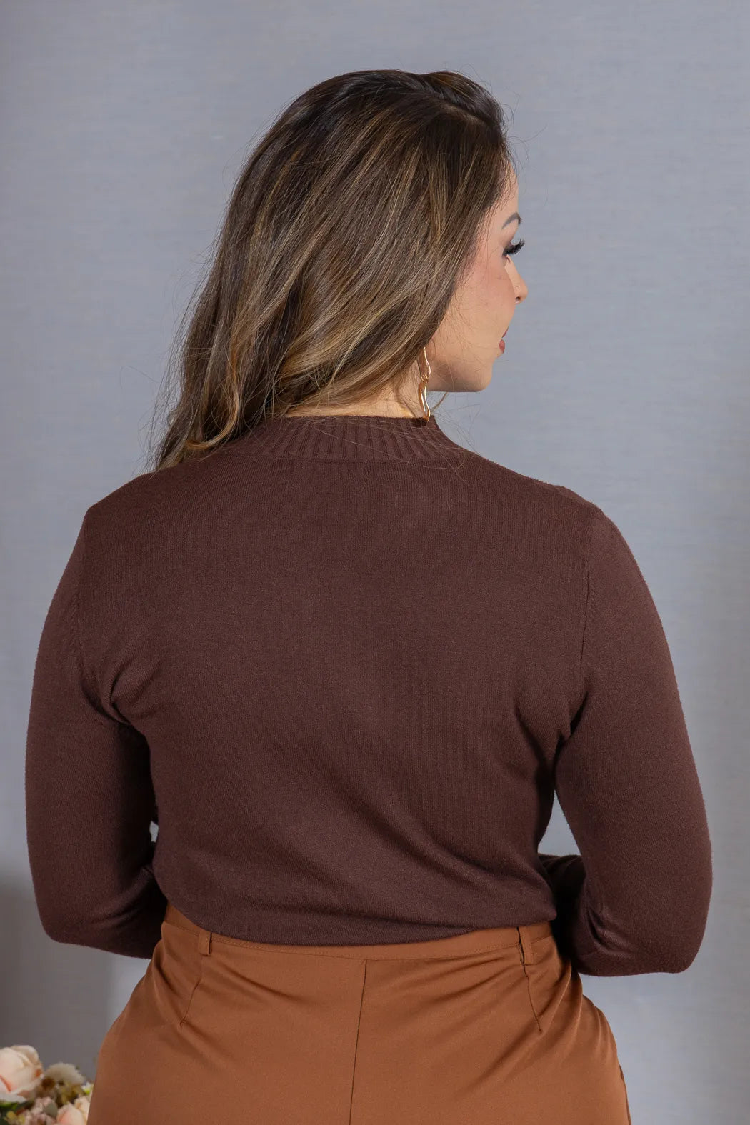 Tricot Manga Longa Meia Gola em Modal Gabriela Marrom Escuro