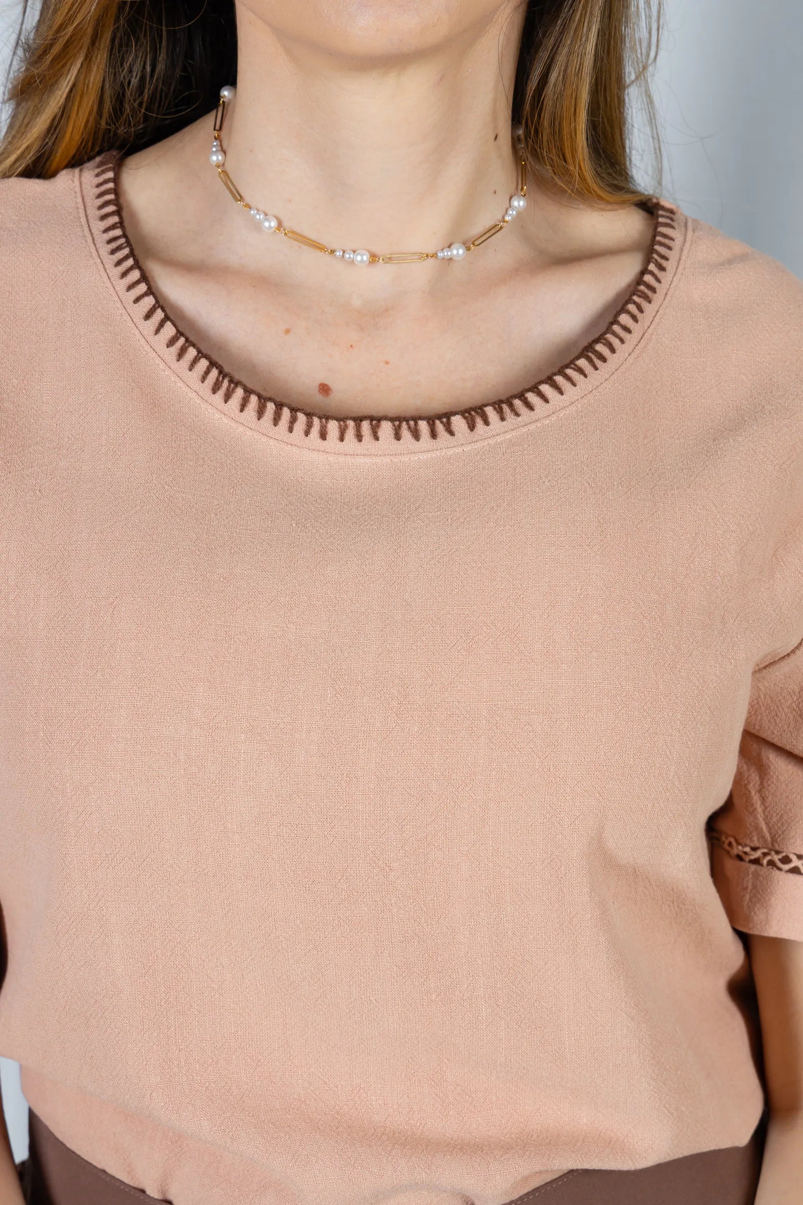 Blusa Manga Curta em Visco-Linho com Entremeio Bordado Viviane Rosê