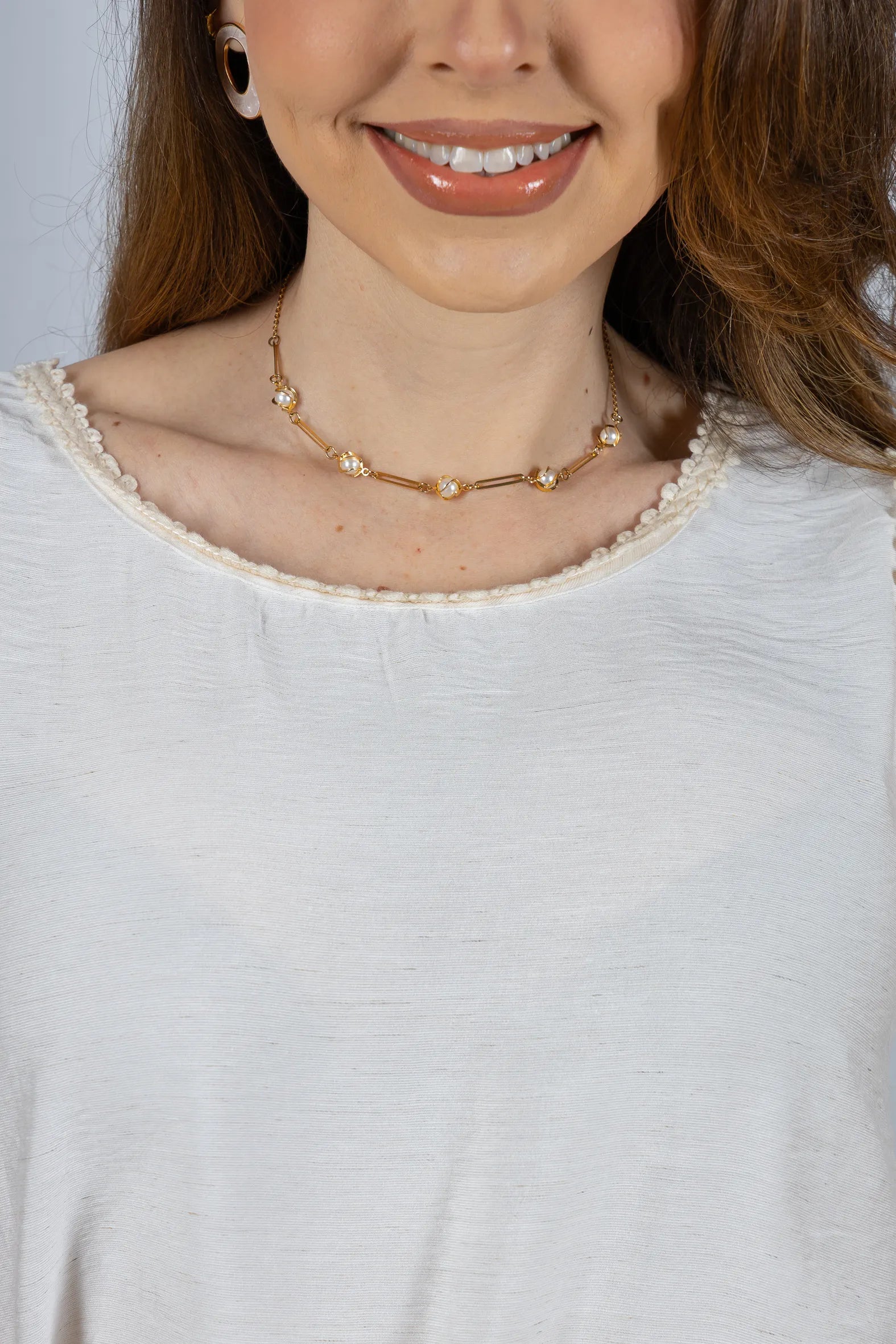 Regata Detalhe Acabamento Bordado Visco Brise Selma Branca