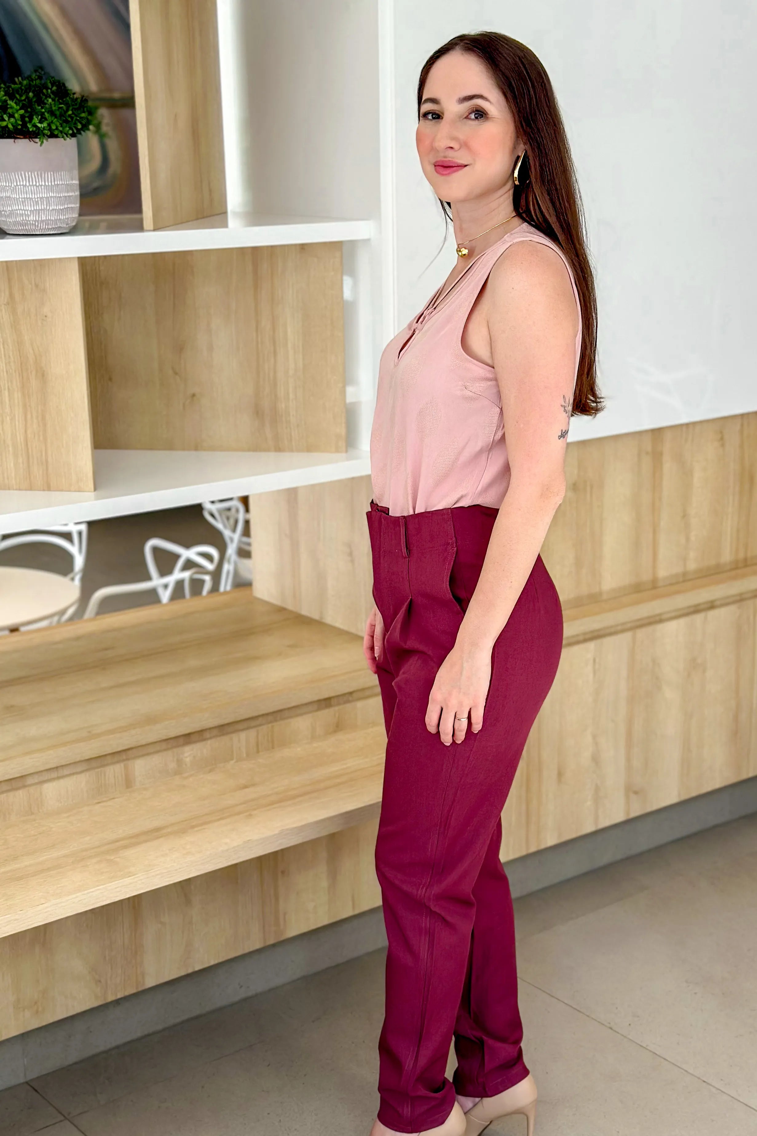 Regata Em Viscose Detalhe Colo Emma Rosa Claro