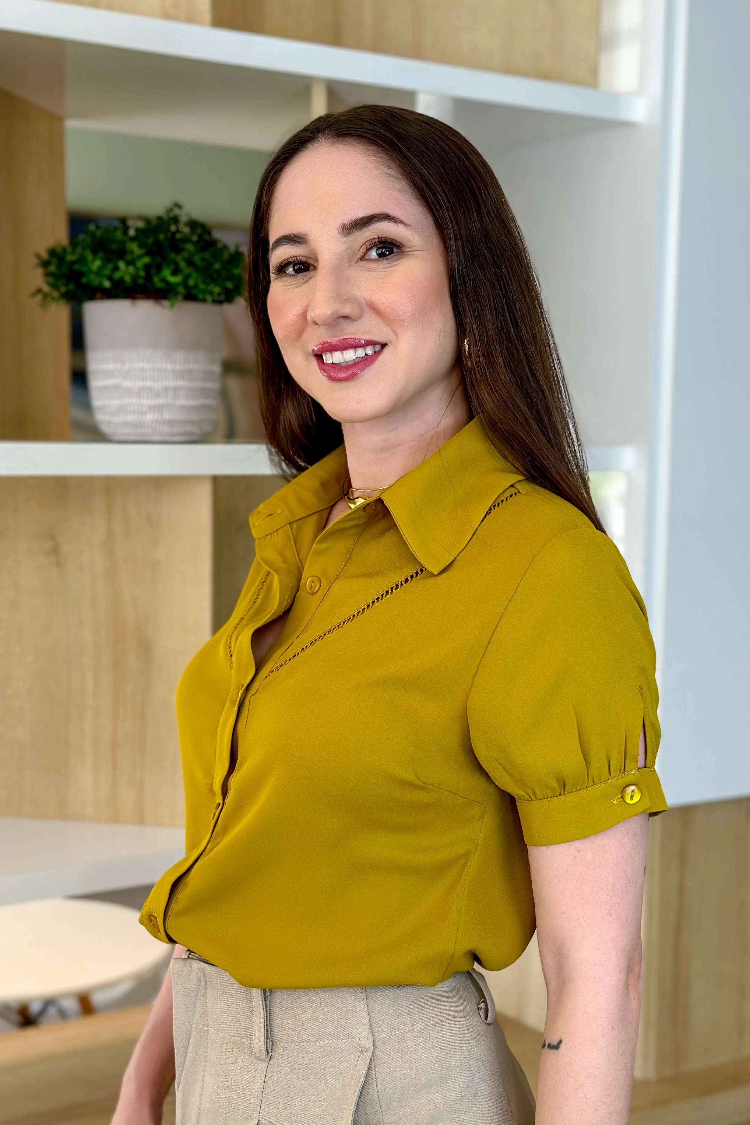 Camisa Em Crepe Detalhe Frente Suzana Mostarda