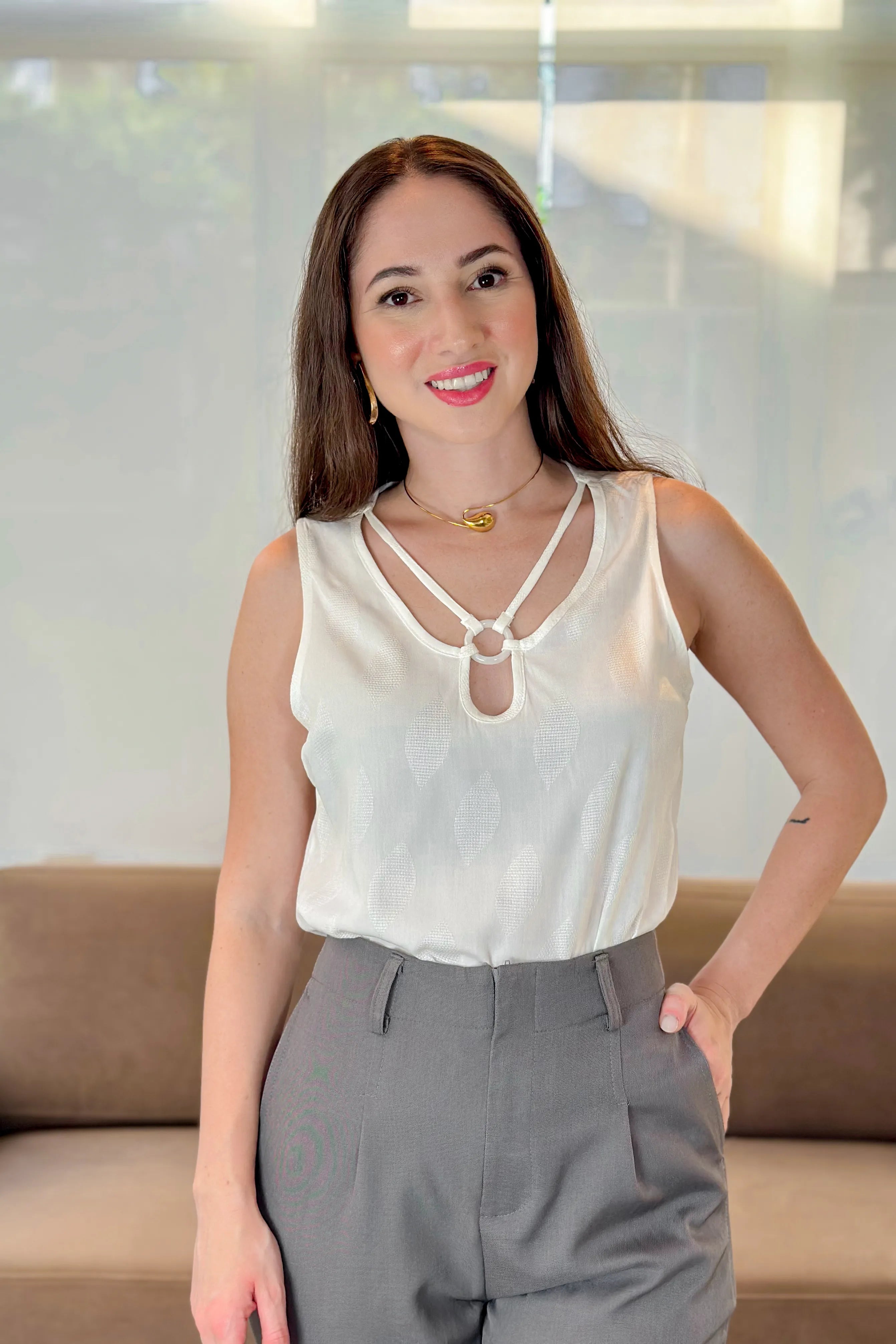 Regata Em Viscose Detalhe Colo Emma Branca