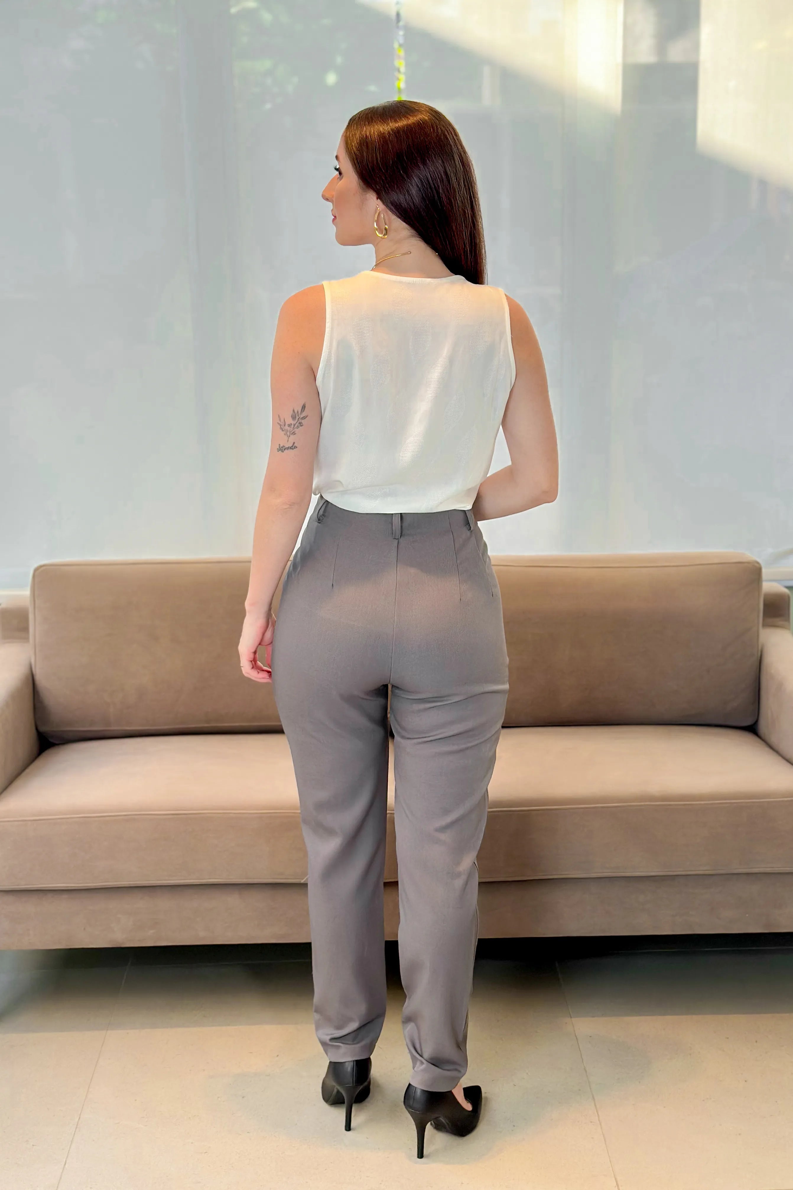 Regata Em Viscose Detalhe Colo Emma Branca