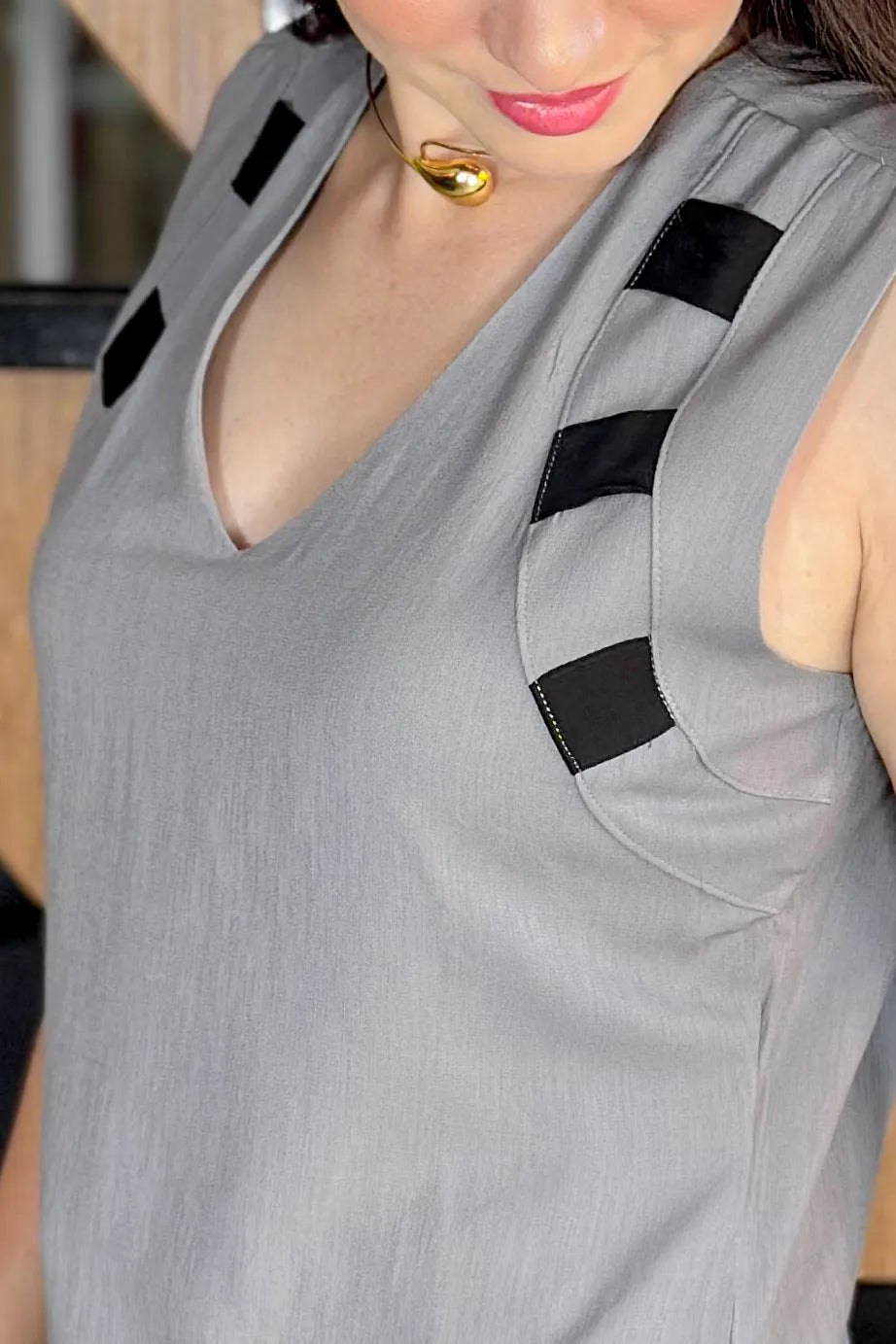 Blusa Regata Em Visco Soft Livia Cinza