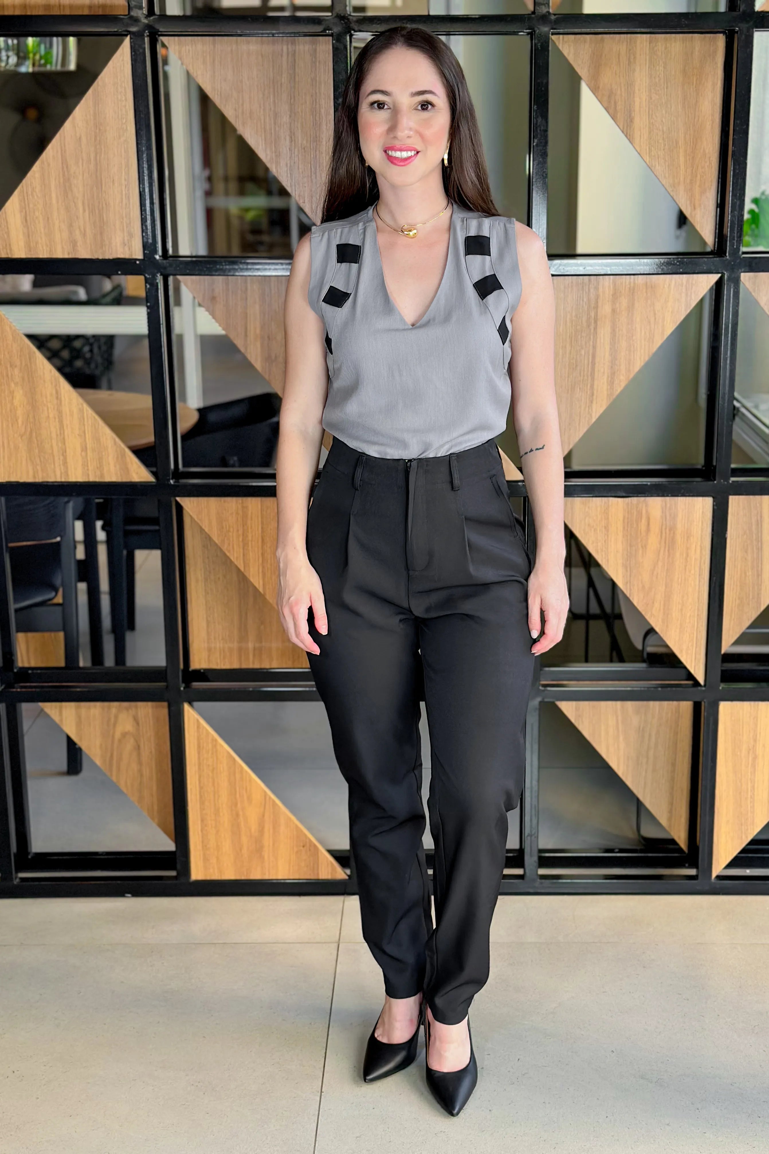 Blusa Regata Em Visco Soft Livia Cinza