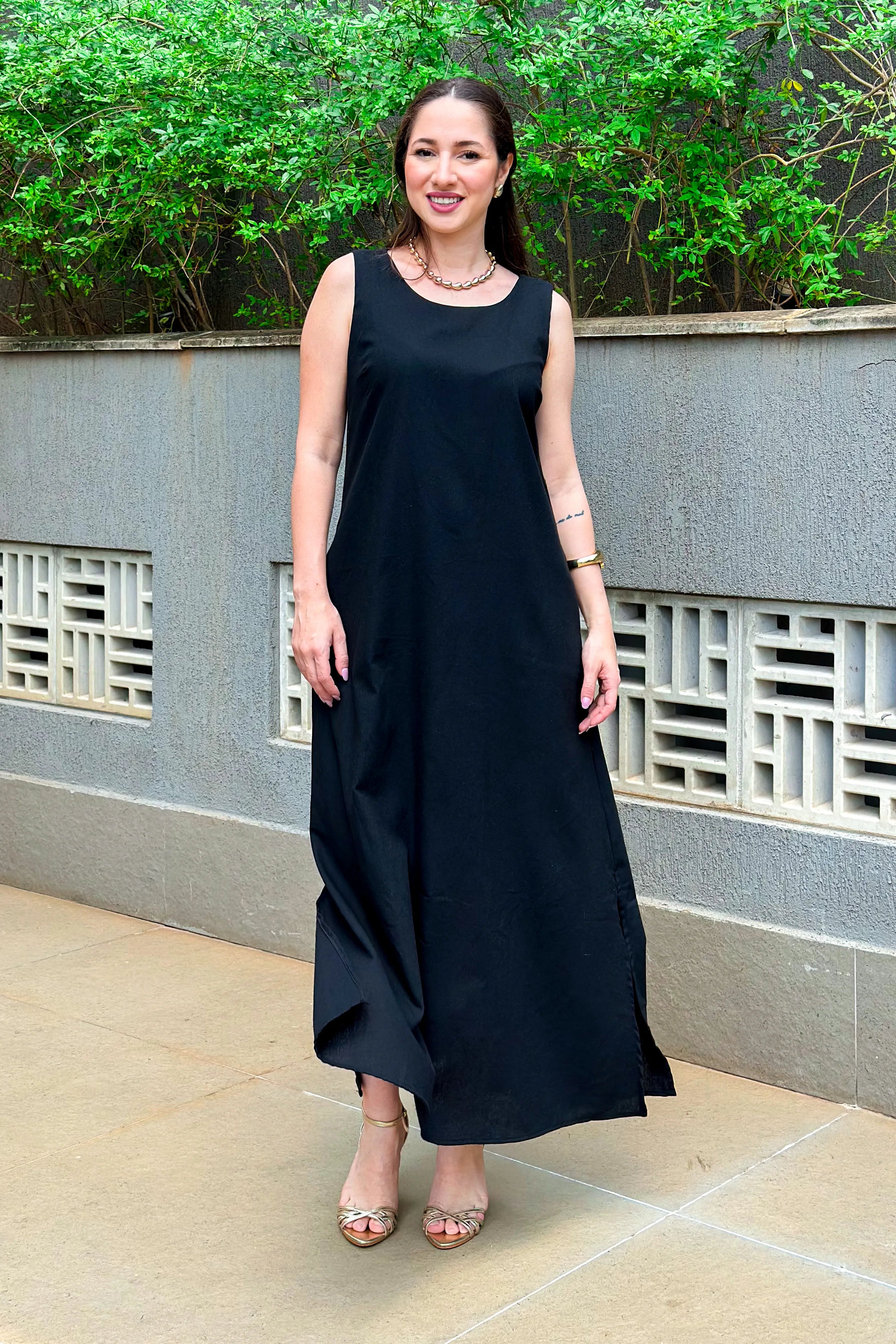Vestido Midi Detalhe Bolso Elisa Preto