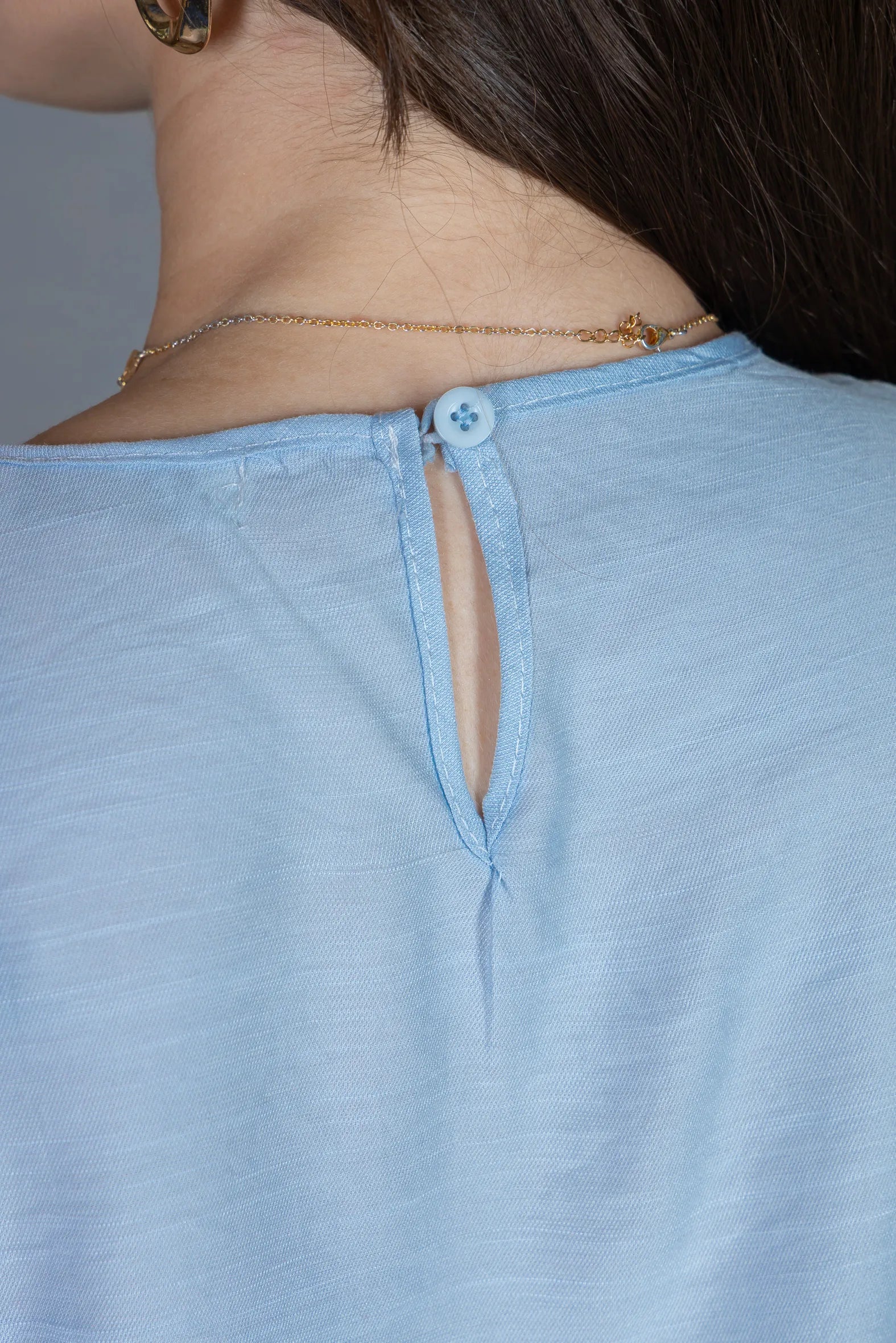 Blusa Manga Curta com Detalhes Bordados em Visco Soft Wanda Azul