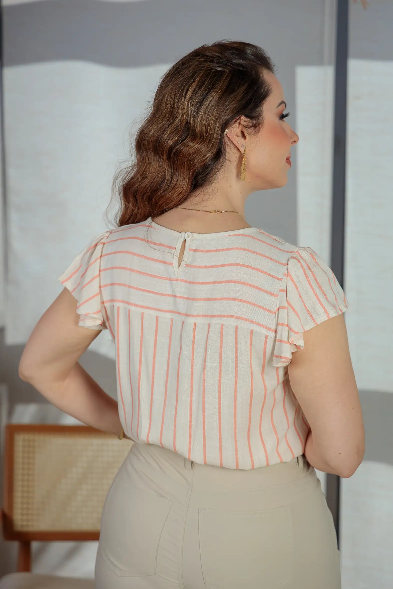 Blusa Babados Manga Detalhe Trançado Em Visco-linho Jenifer Coral