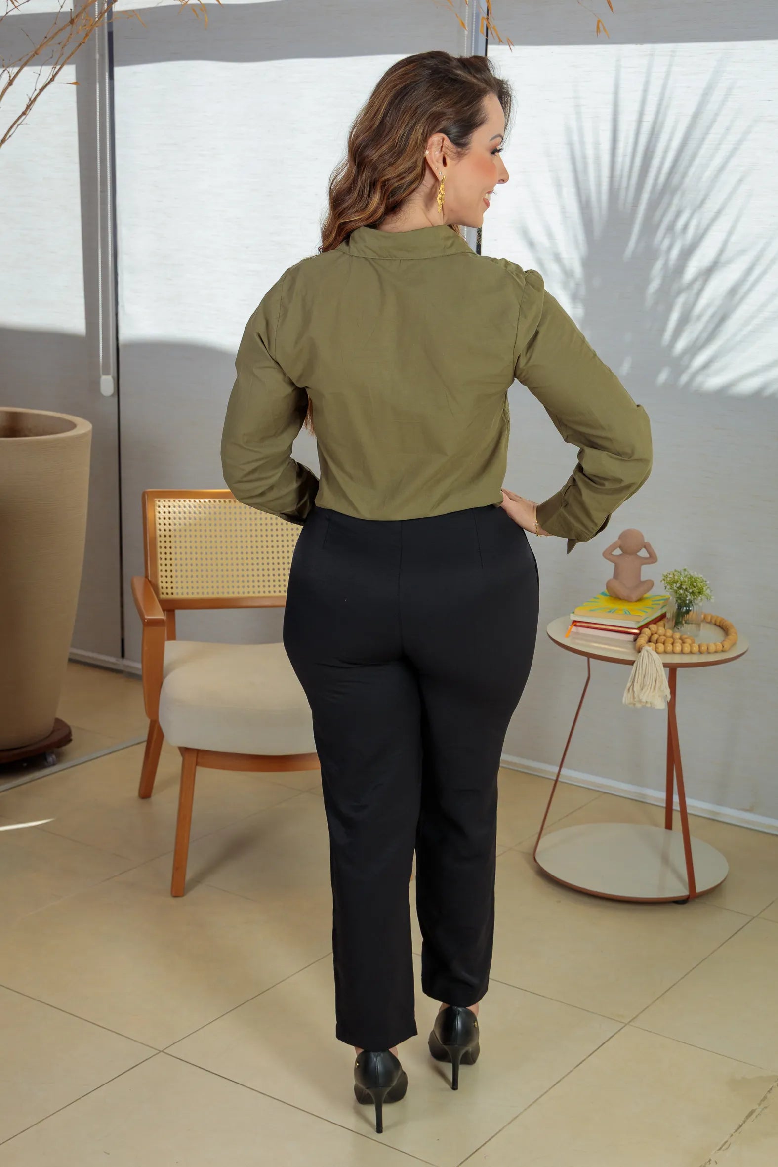 Camisa Em Laise Roseli Verde Militar