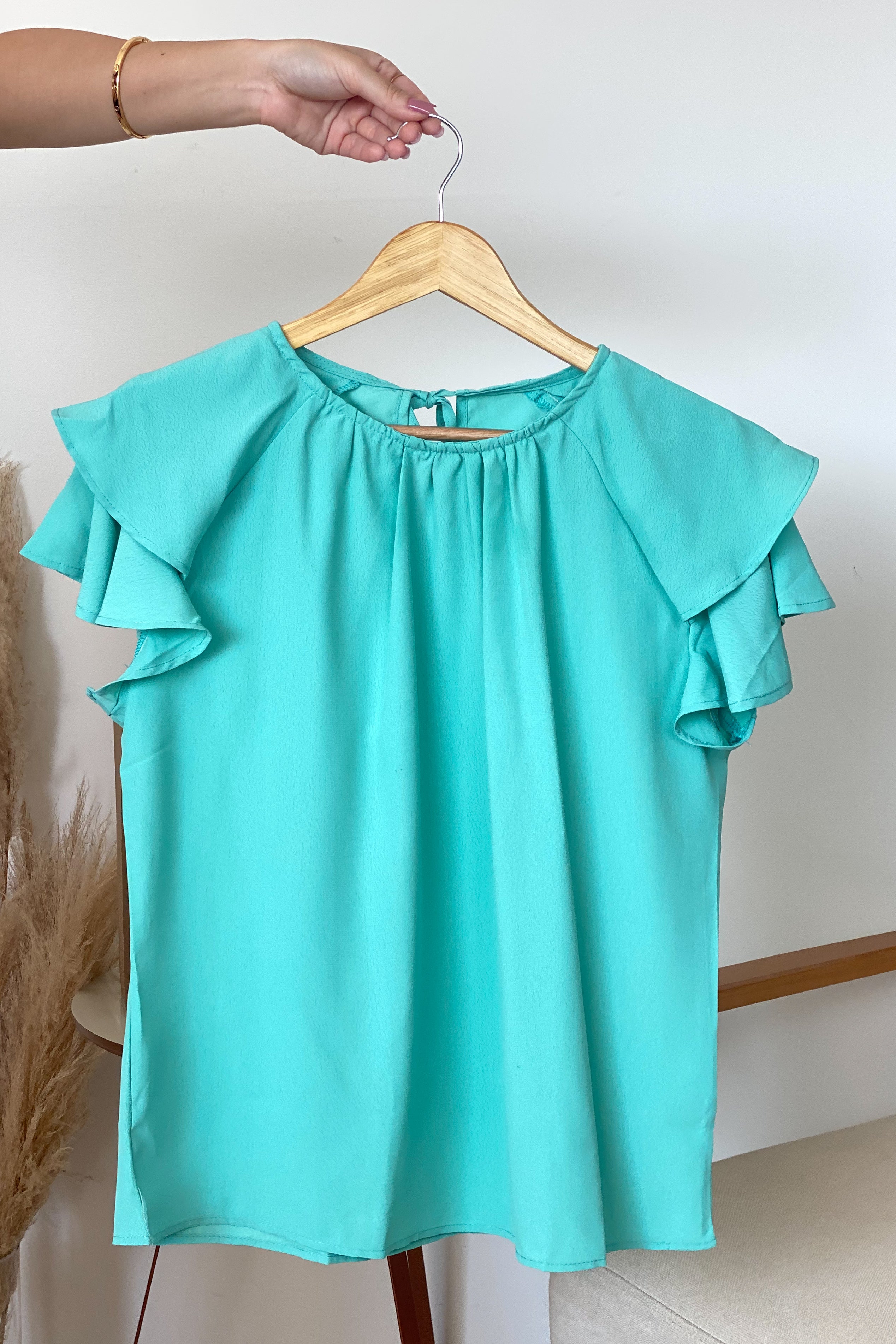 Blusa Manga Curta Detalhe Babado Alessandra Ciano