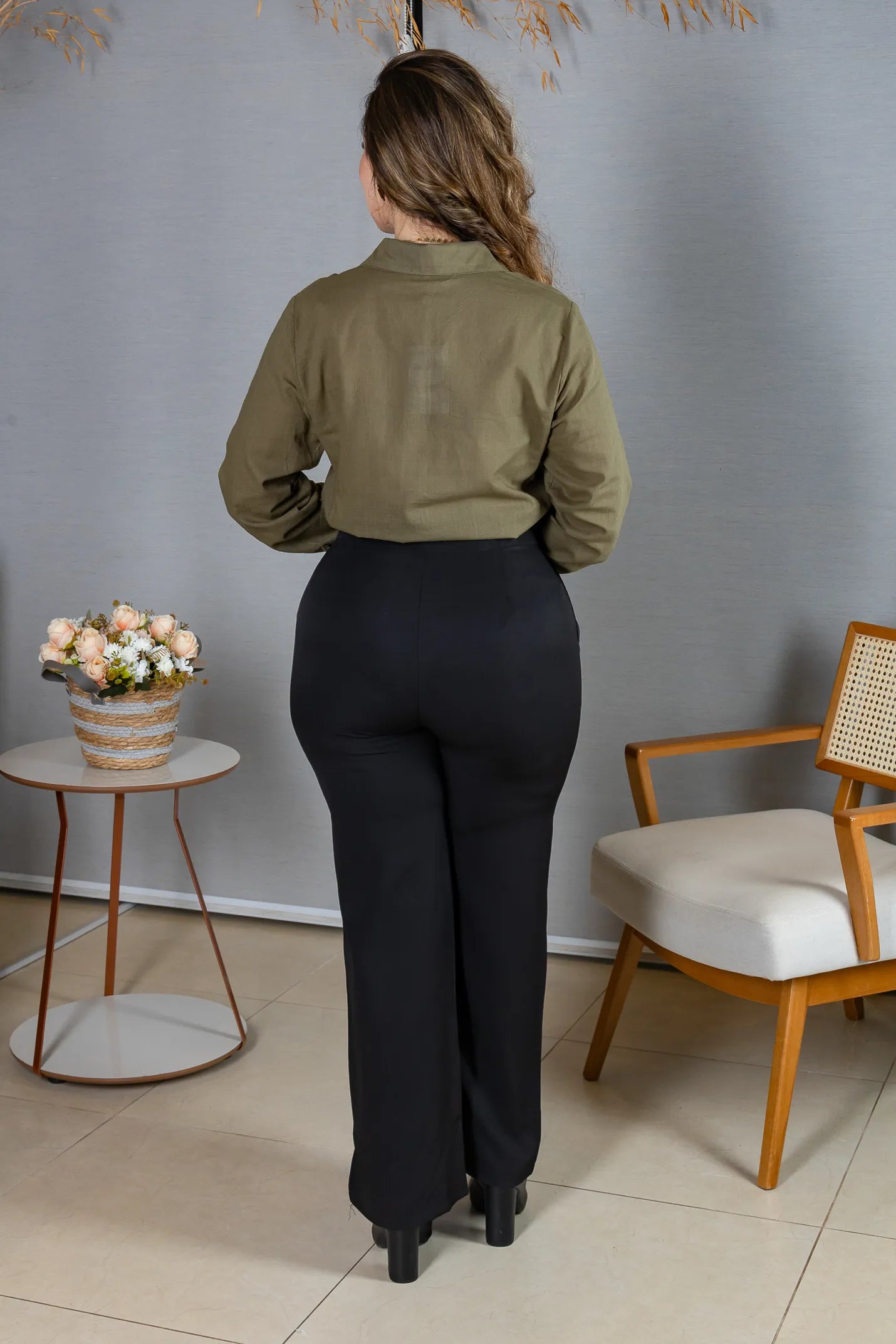 Camisa Manga Longa em Visco Rustic com Botões Jordana Verde