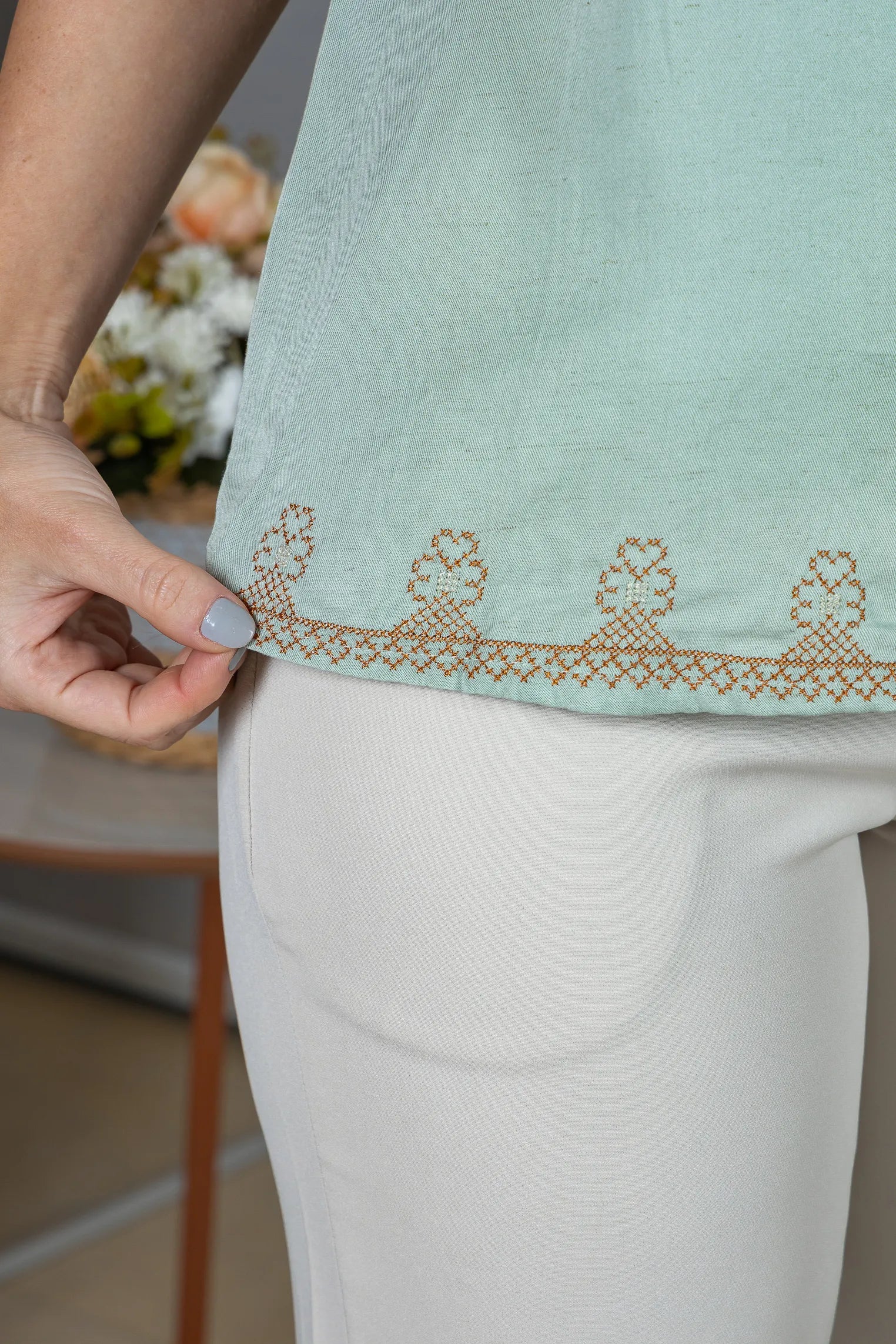 Blusa Manga Curta em Visco Mix com Detalhes Bordados Graziela Verde