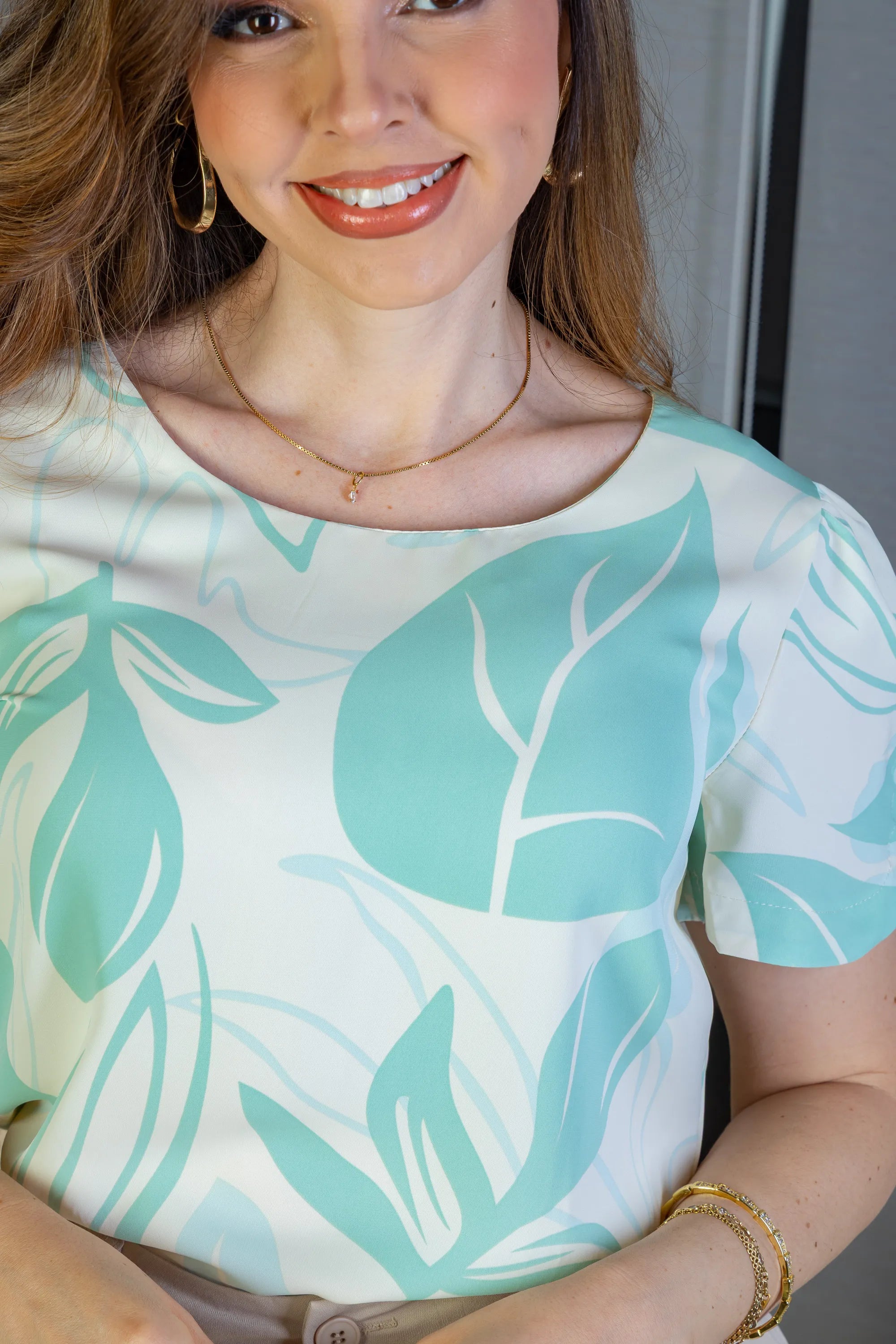 Blusa Manga Detalhe Botão Crepe Classic Suelen Estampada Verde